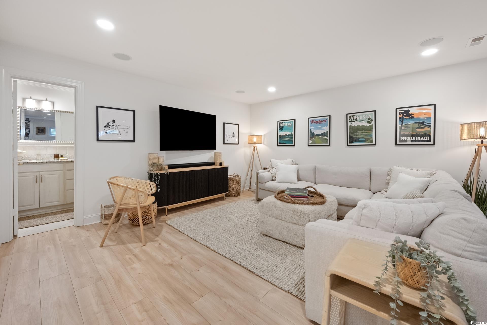 109 Pioneer Loop