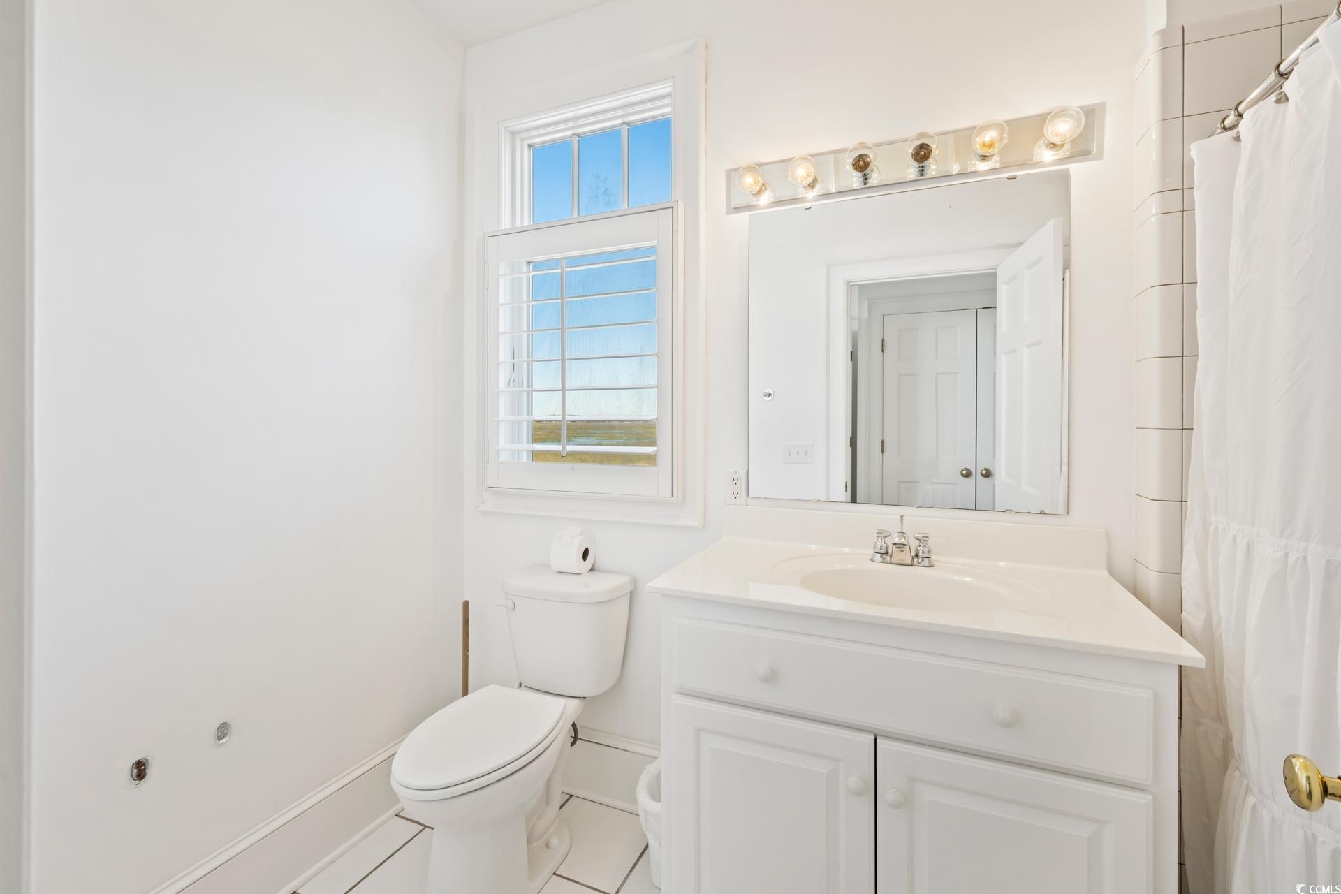 694 Dune Oaks Dr.