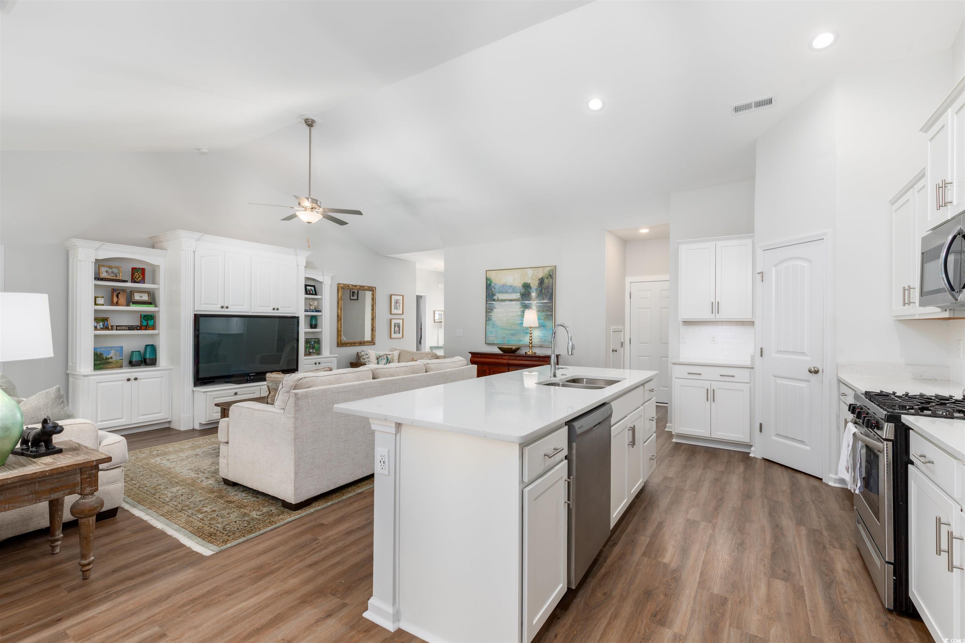 2609 Seaport Circle