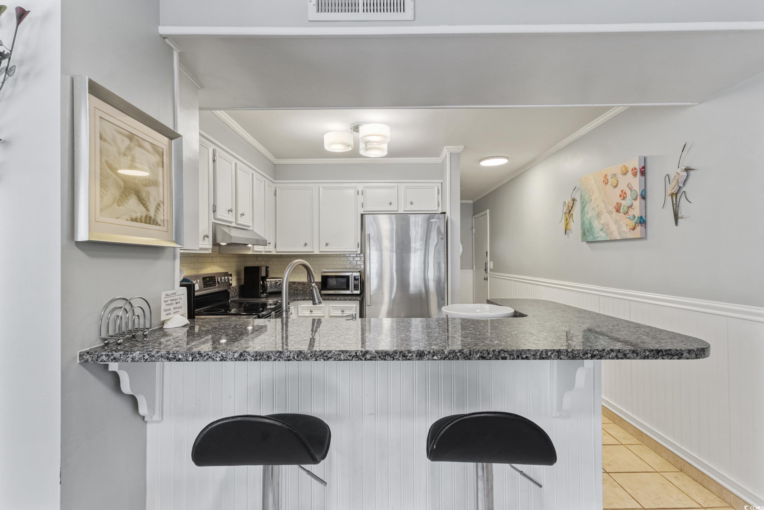 202 North Ocean Blvd. Unit: 109