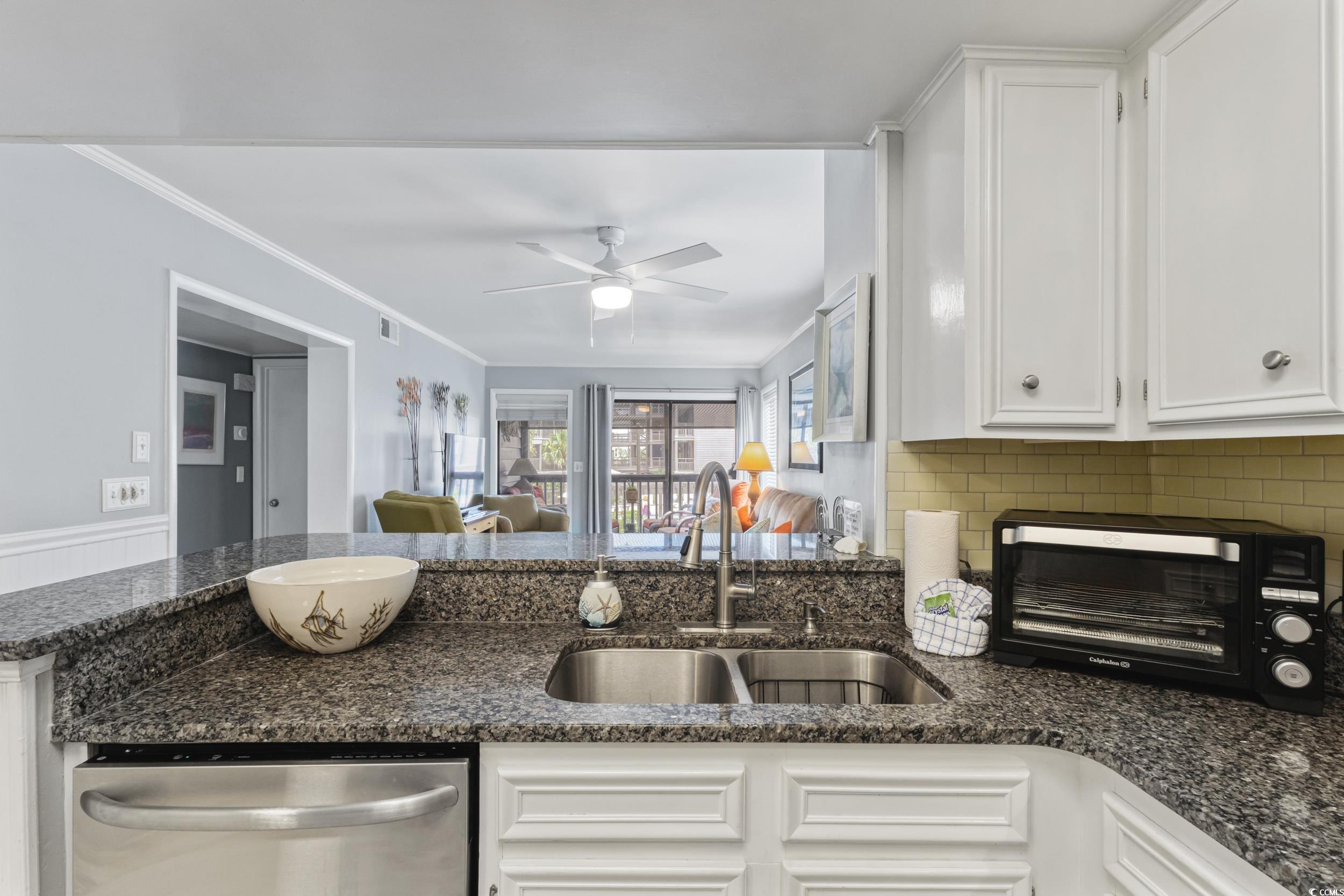 202 North Ocean Blvd. Unit: 109