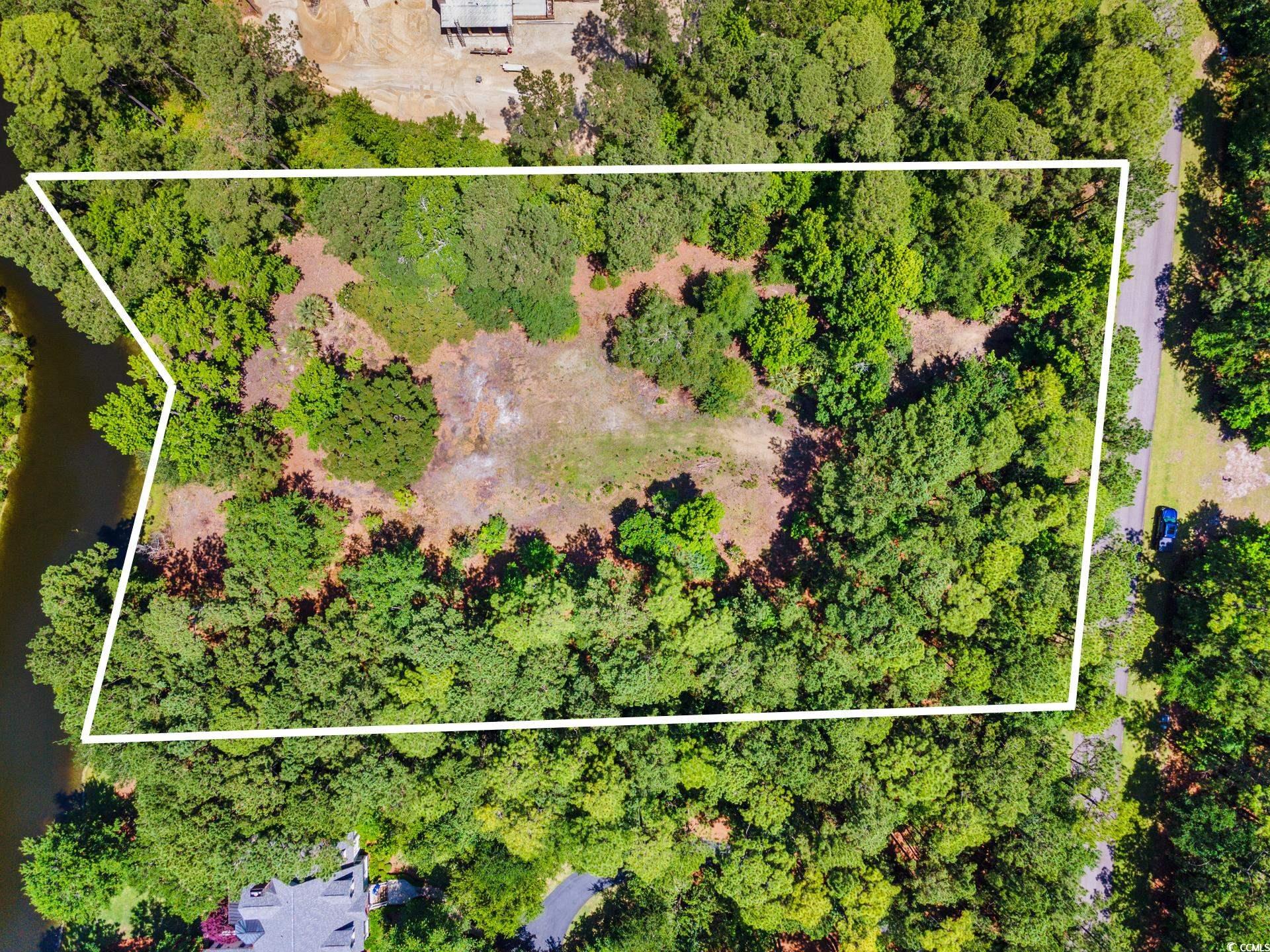 4198 Vanderbilt Blvd.