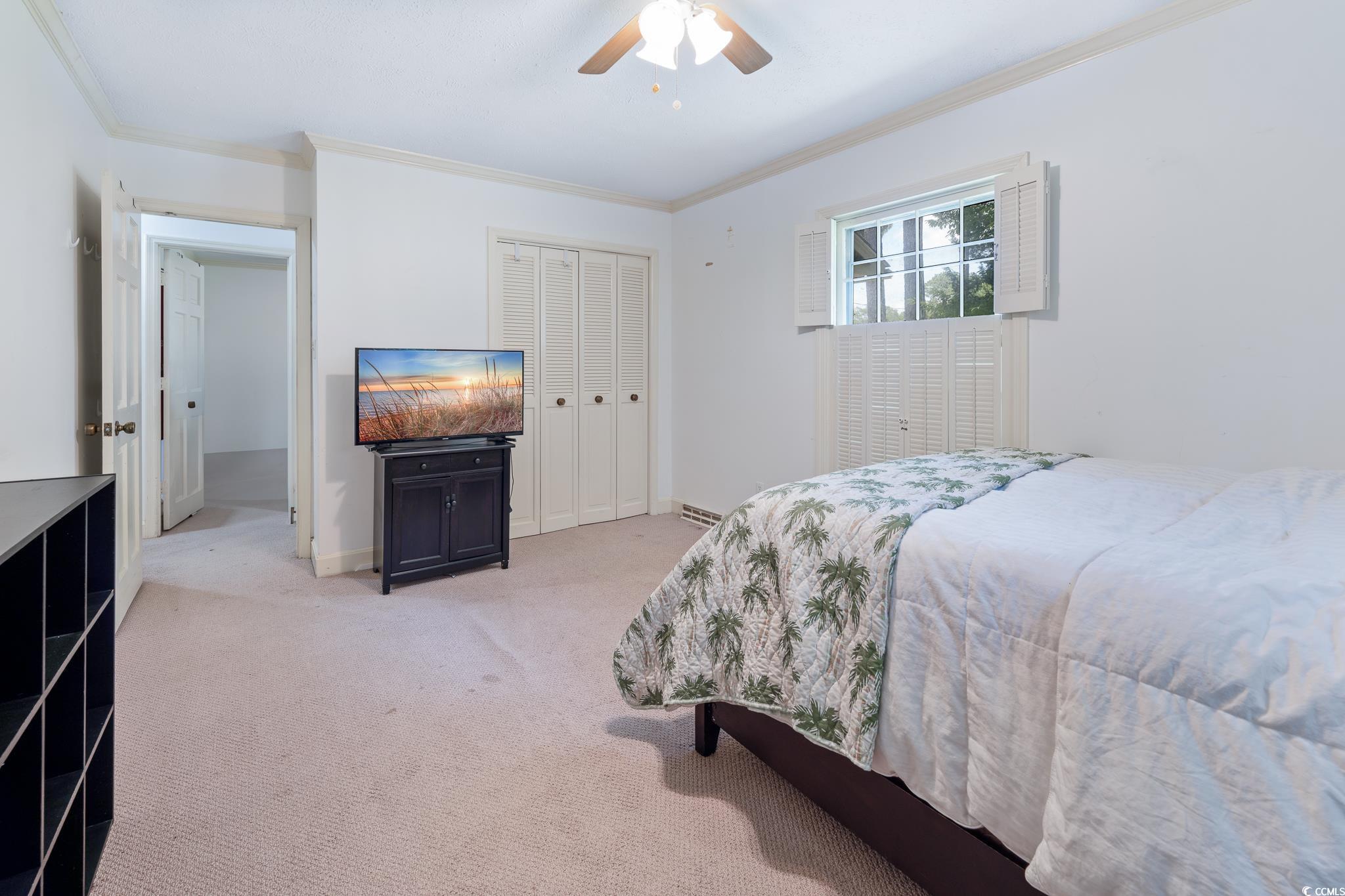 59 Bay Tree Ln.
