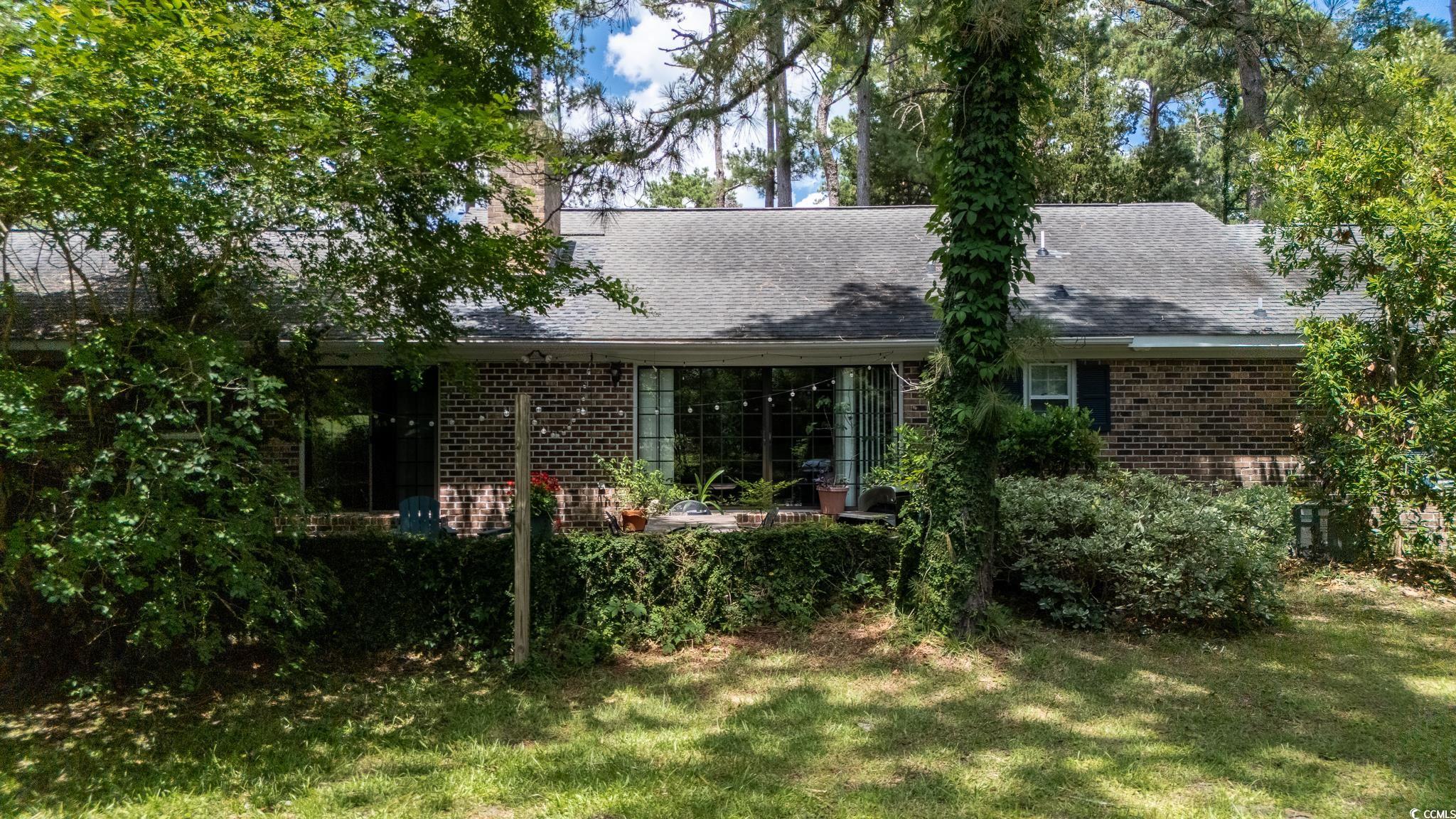 59 Bay Tree Ln.
