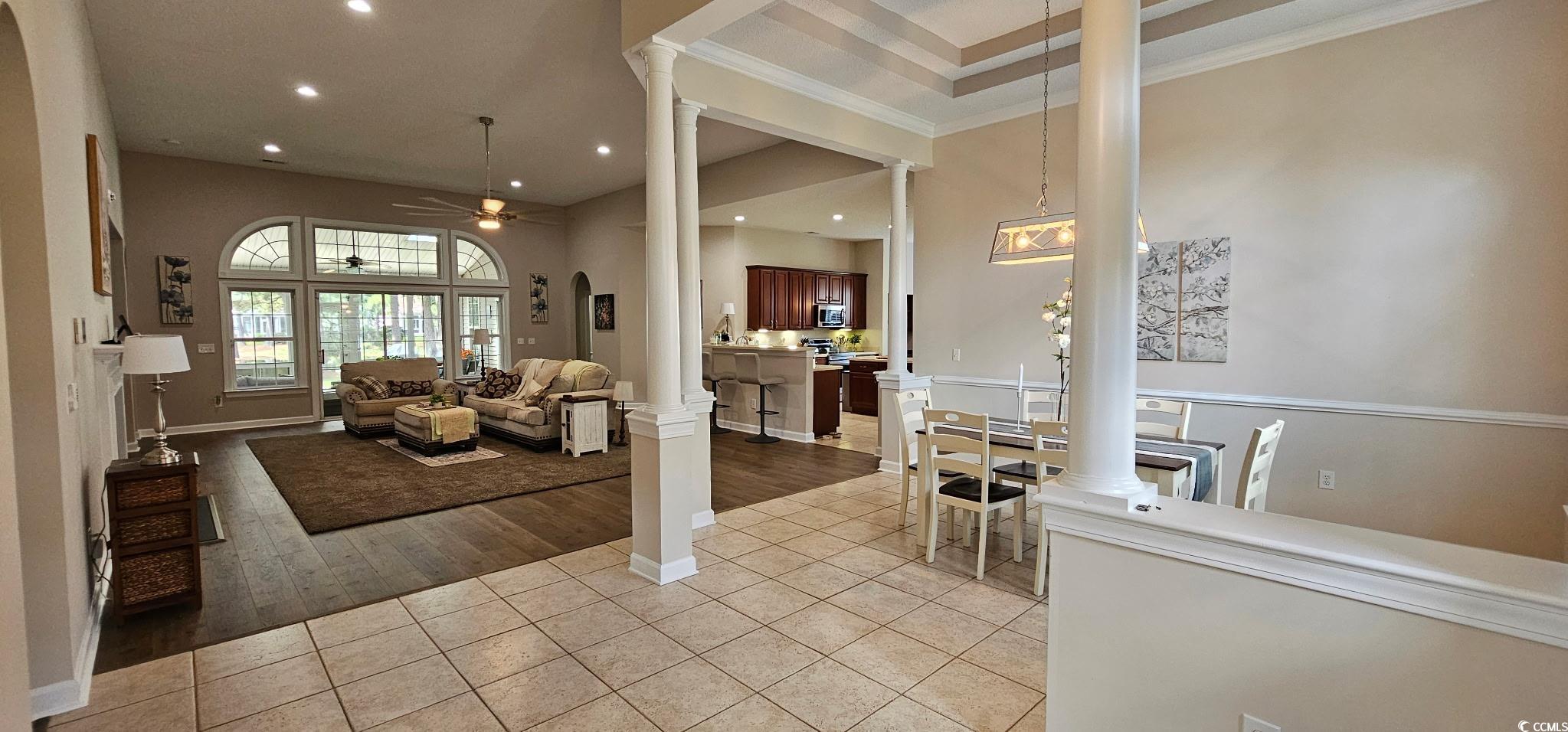 6400 Longwood Dr.