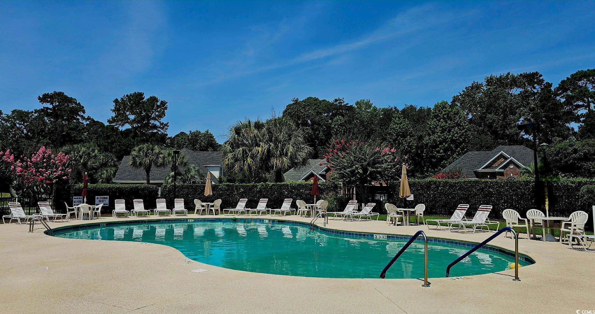 6400 Longwood Dr.
