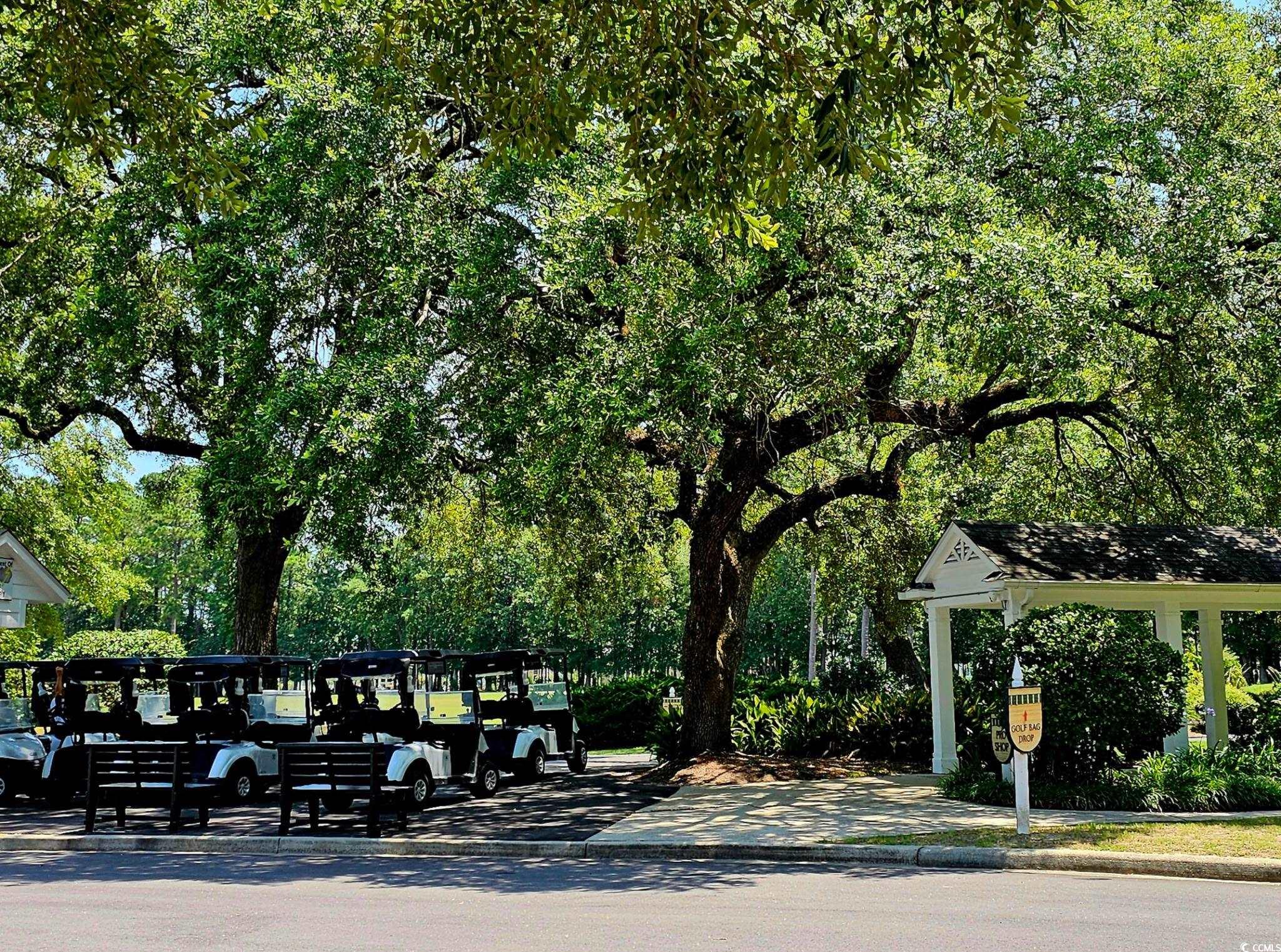 6400 Longwood Dr.