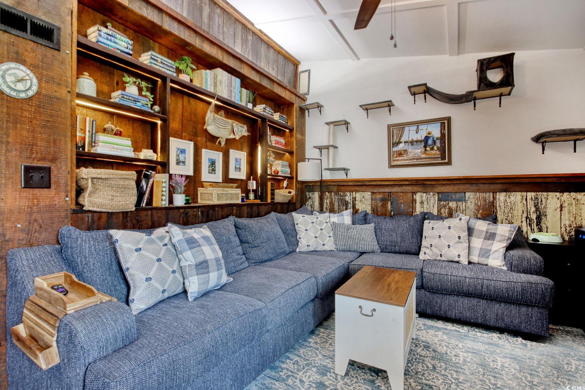 325 Orange St.