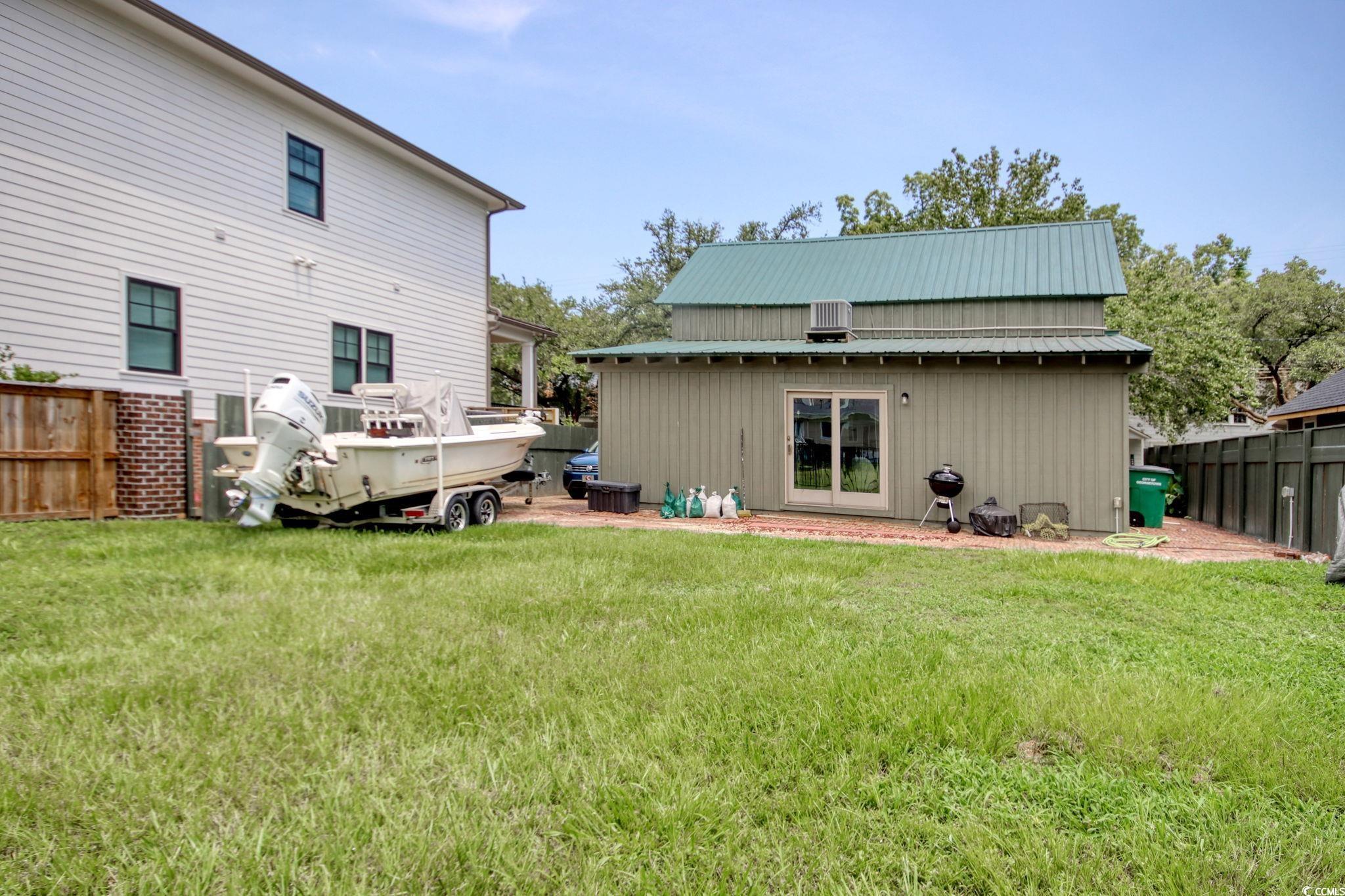 325 Orange St.