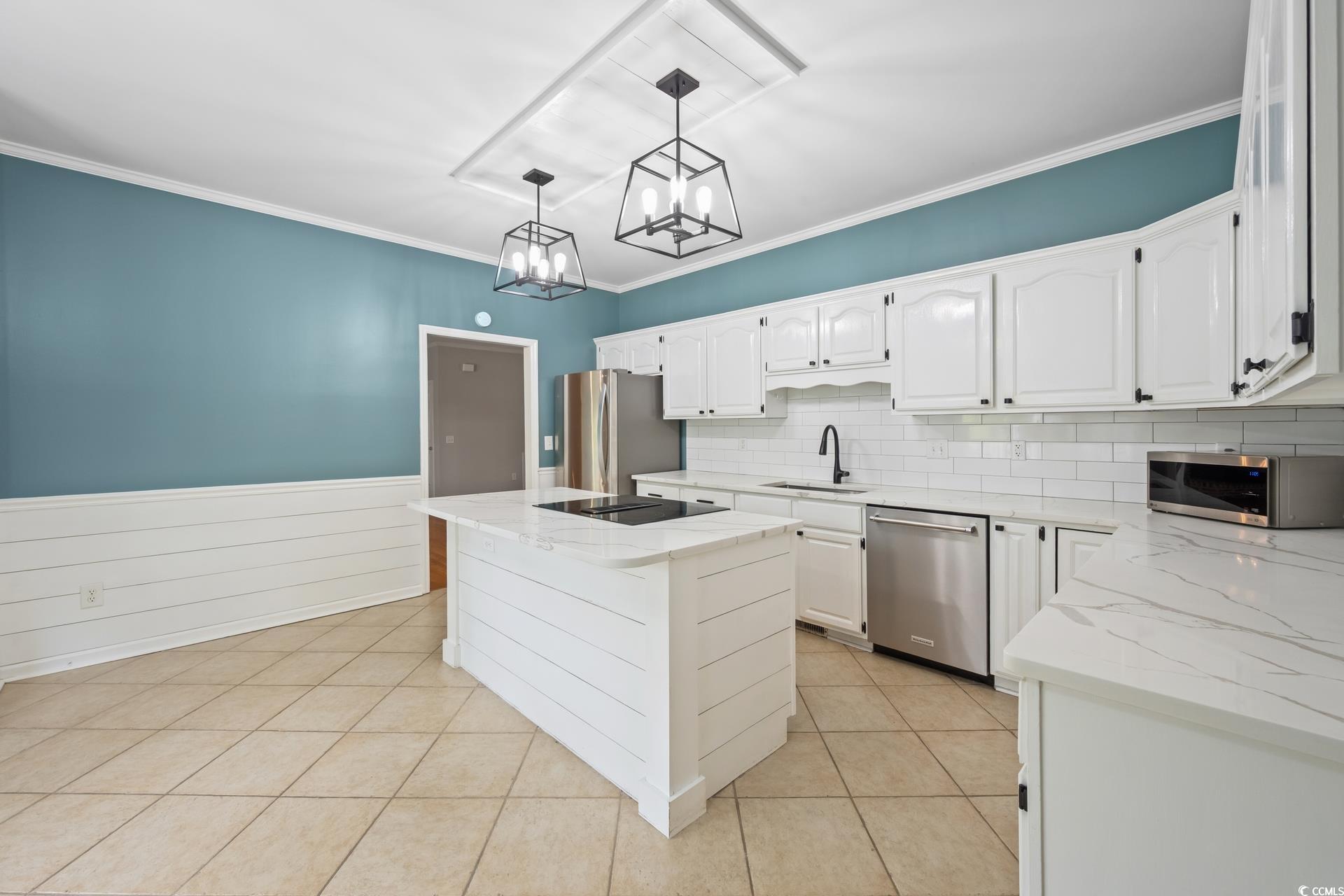 40 Capt Anthony White Ln.