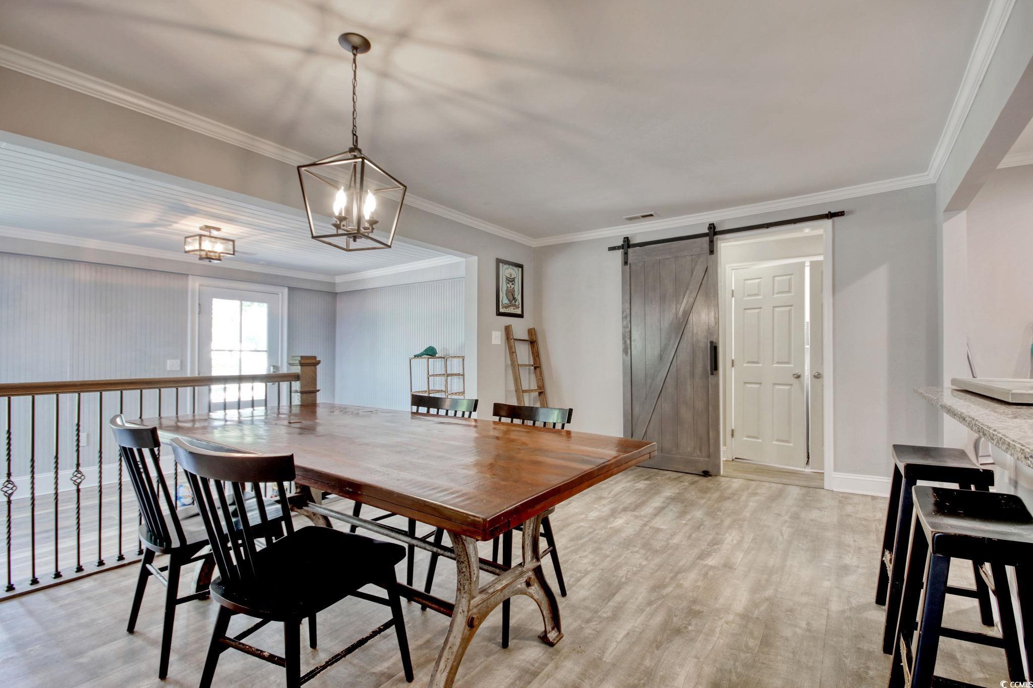 1710 Oak St.