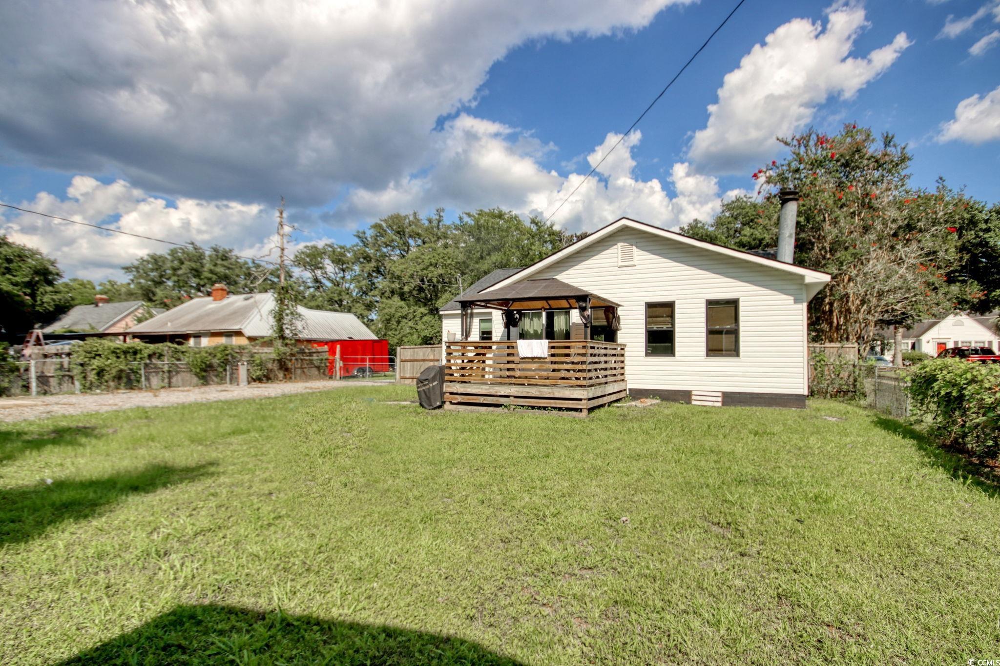 1710 Oak St.