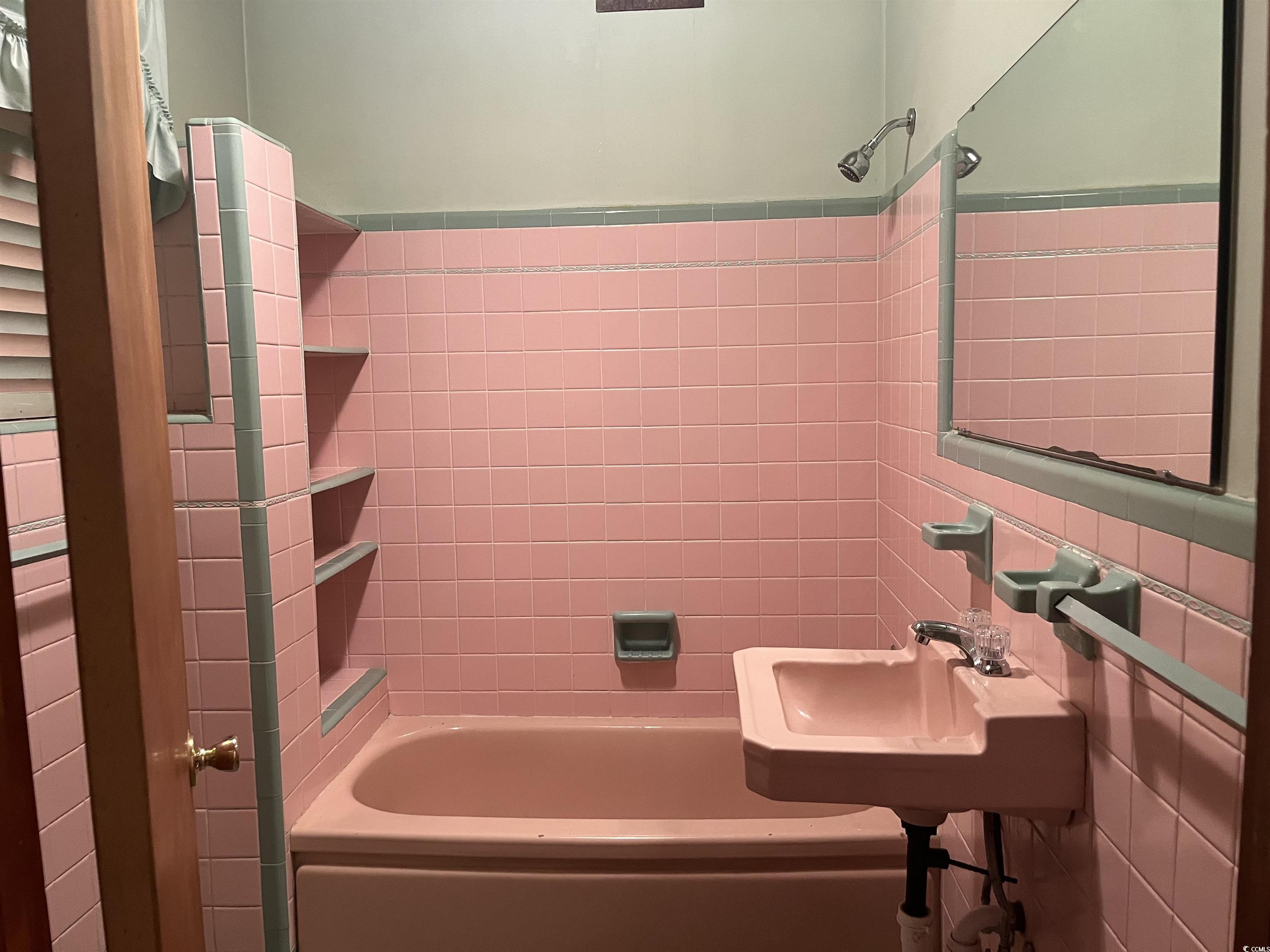 1024 Highmarket St.