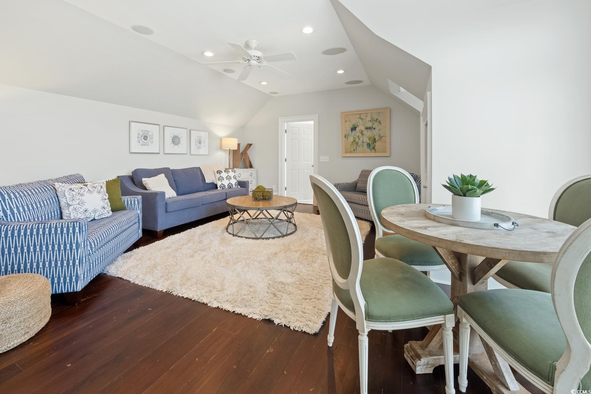 718 Collins Meadow Dr.