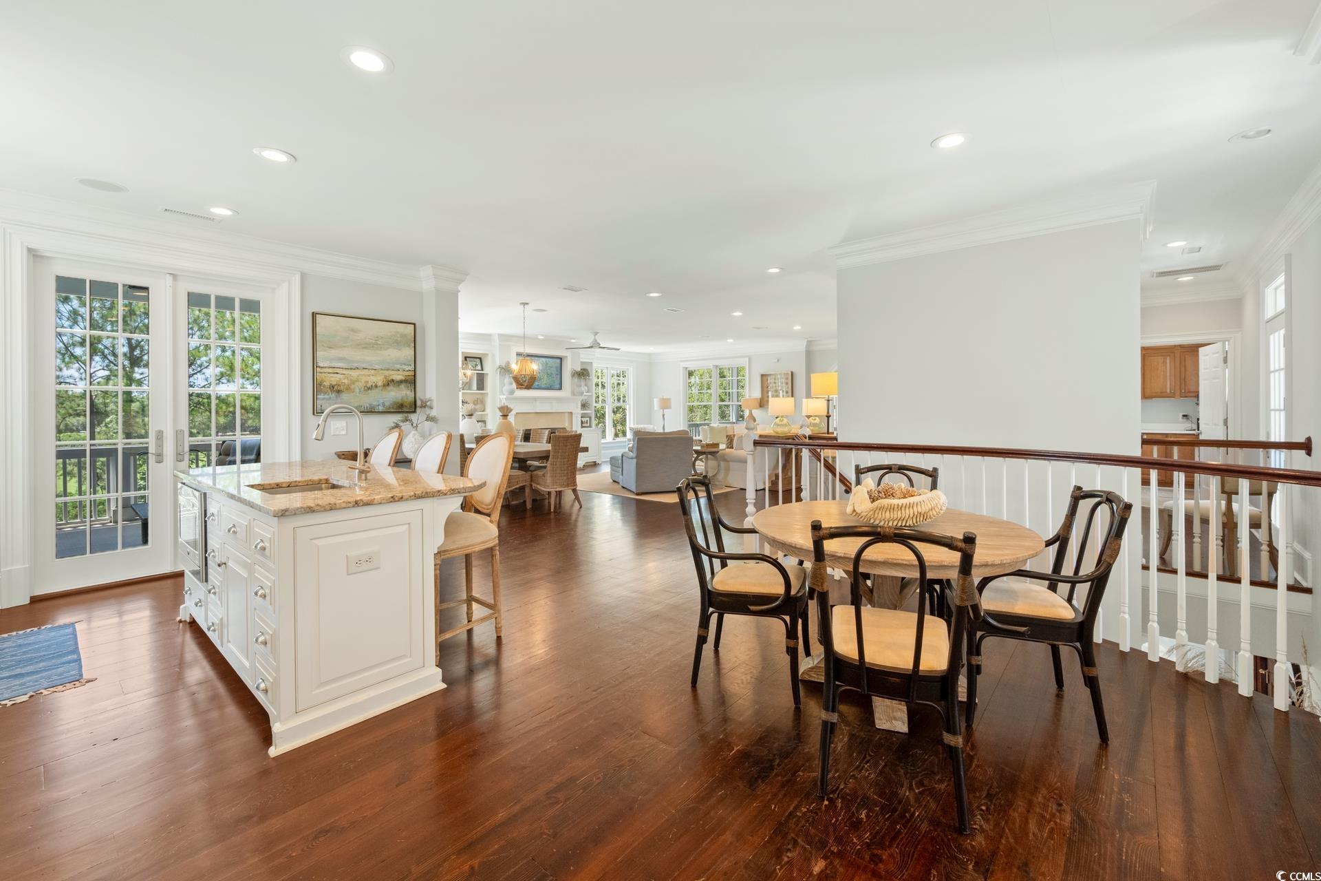 718 Collins Meadow Dr.