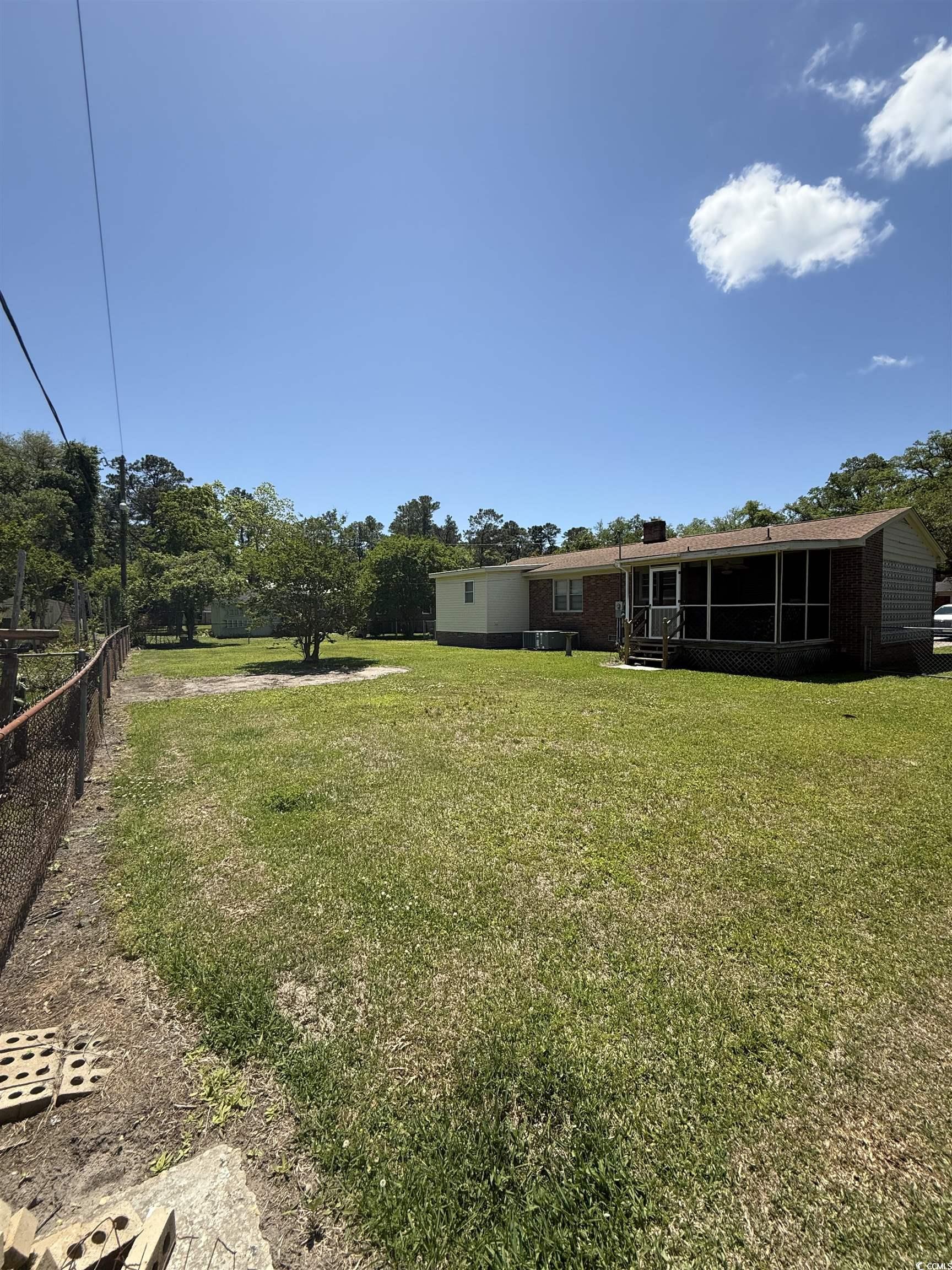 1700 Pickens St.