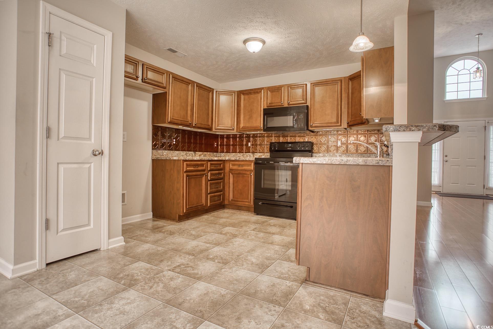 192 Marsh Hawk Dr.