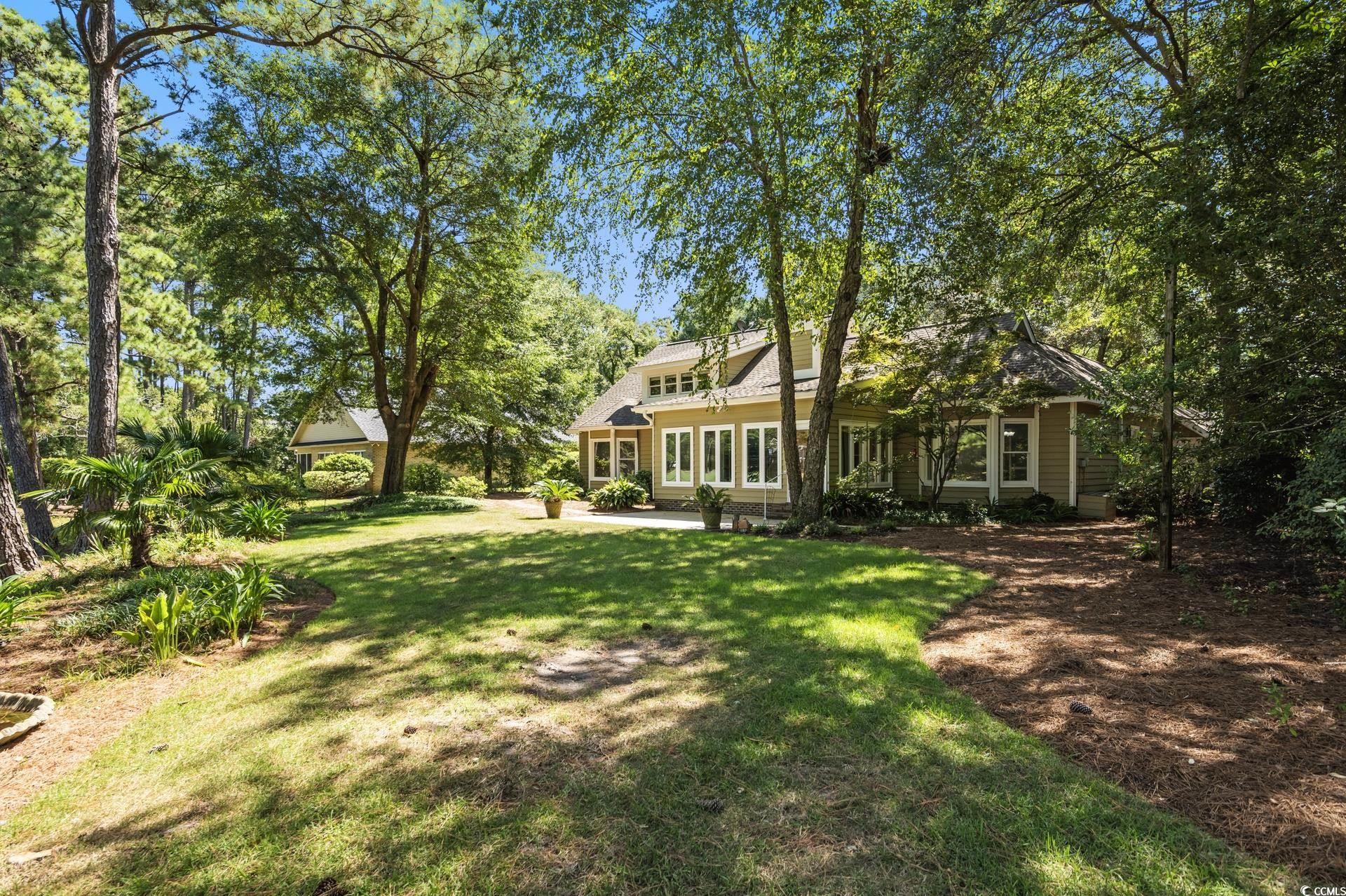 695 Country Club Dr.