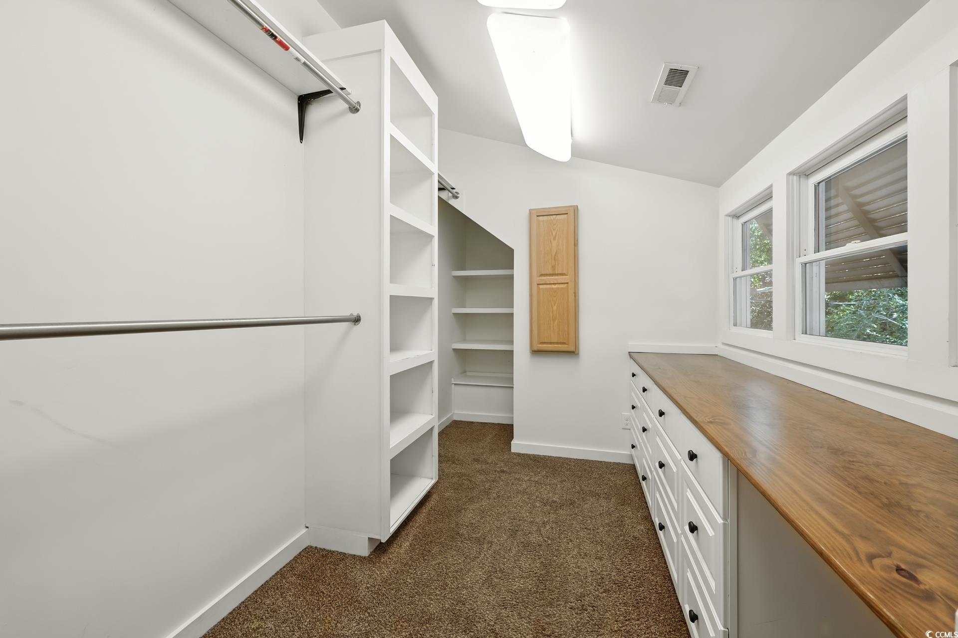 695 Country Club Dr.