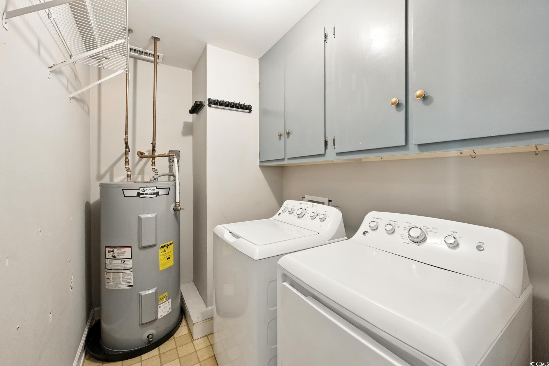 695 Country Club Dr.