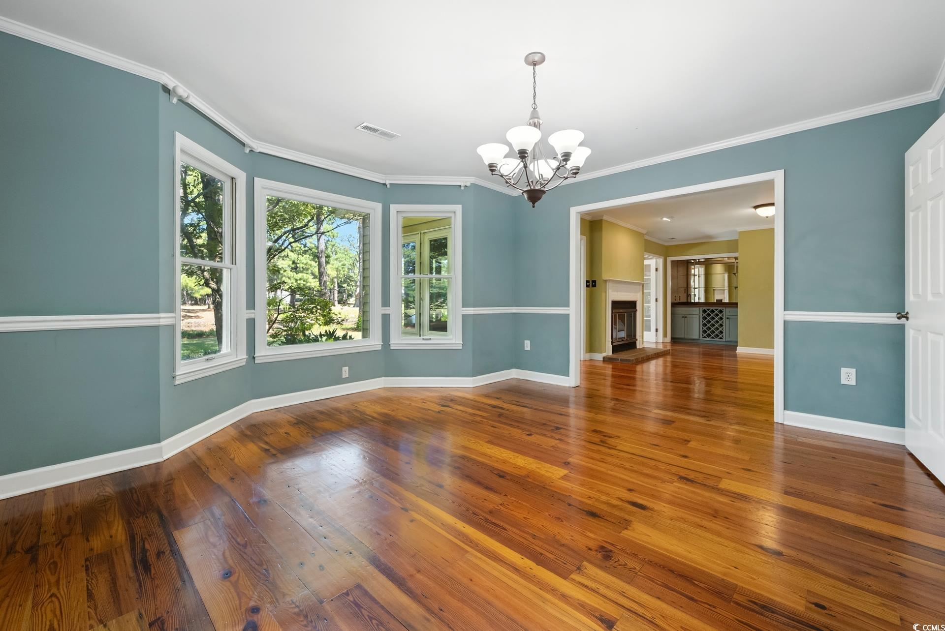 695 Country Club Dr.