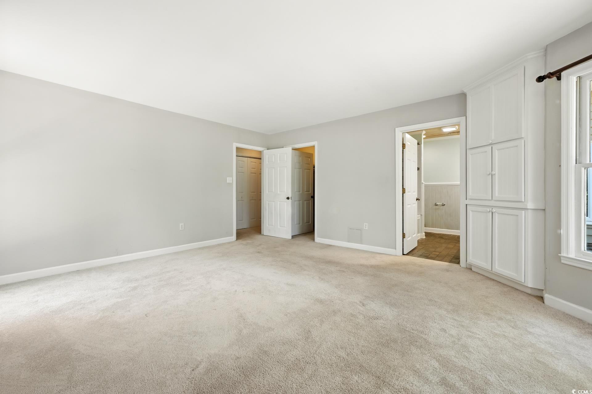 695 Country Club Dr.