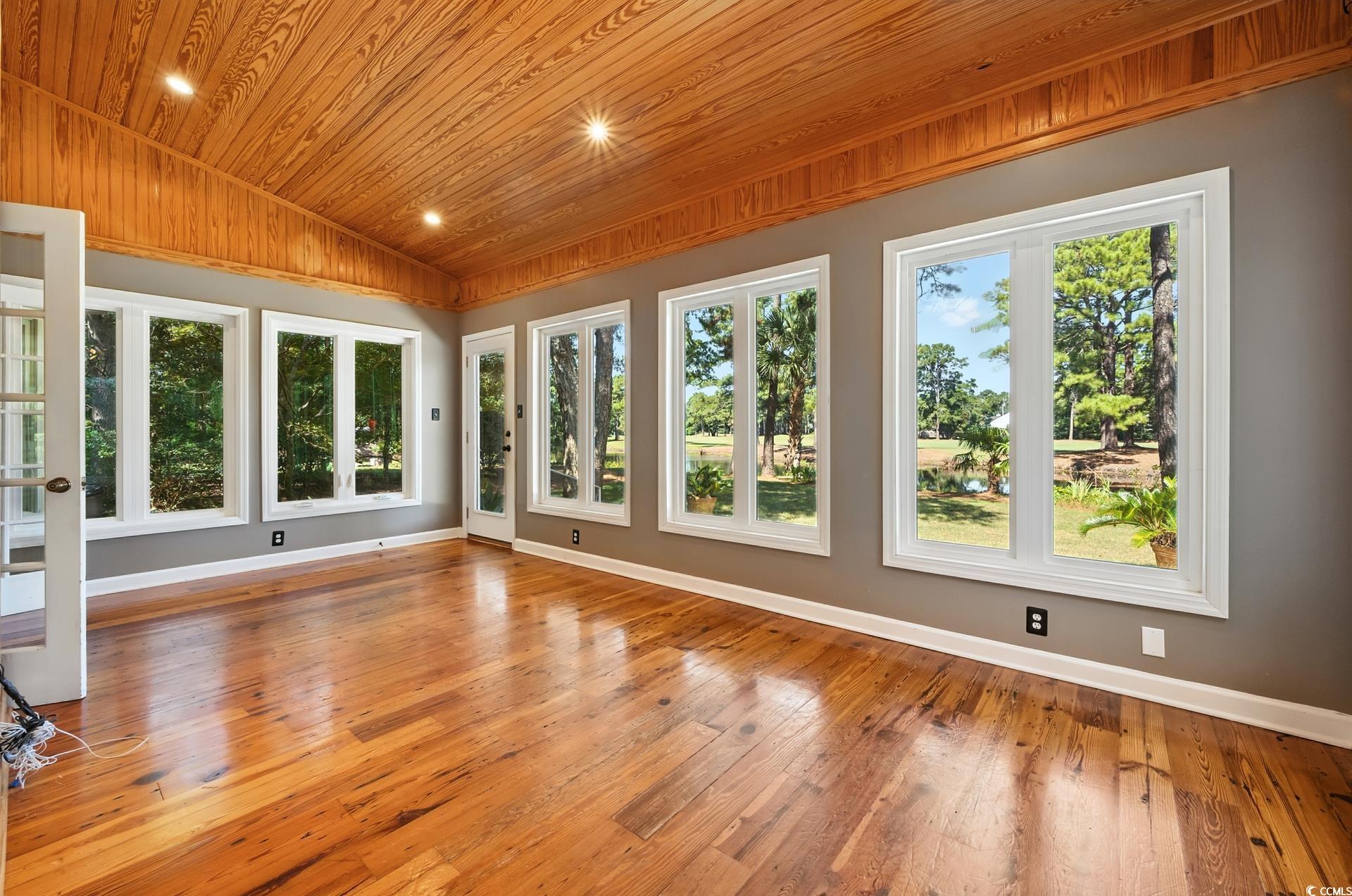 695 Country Club Dr.