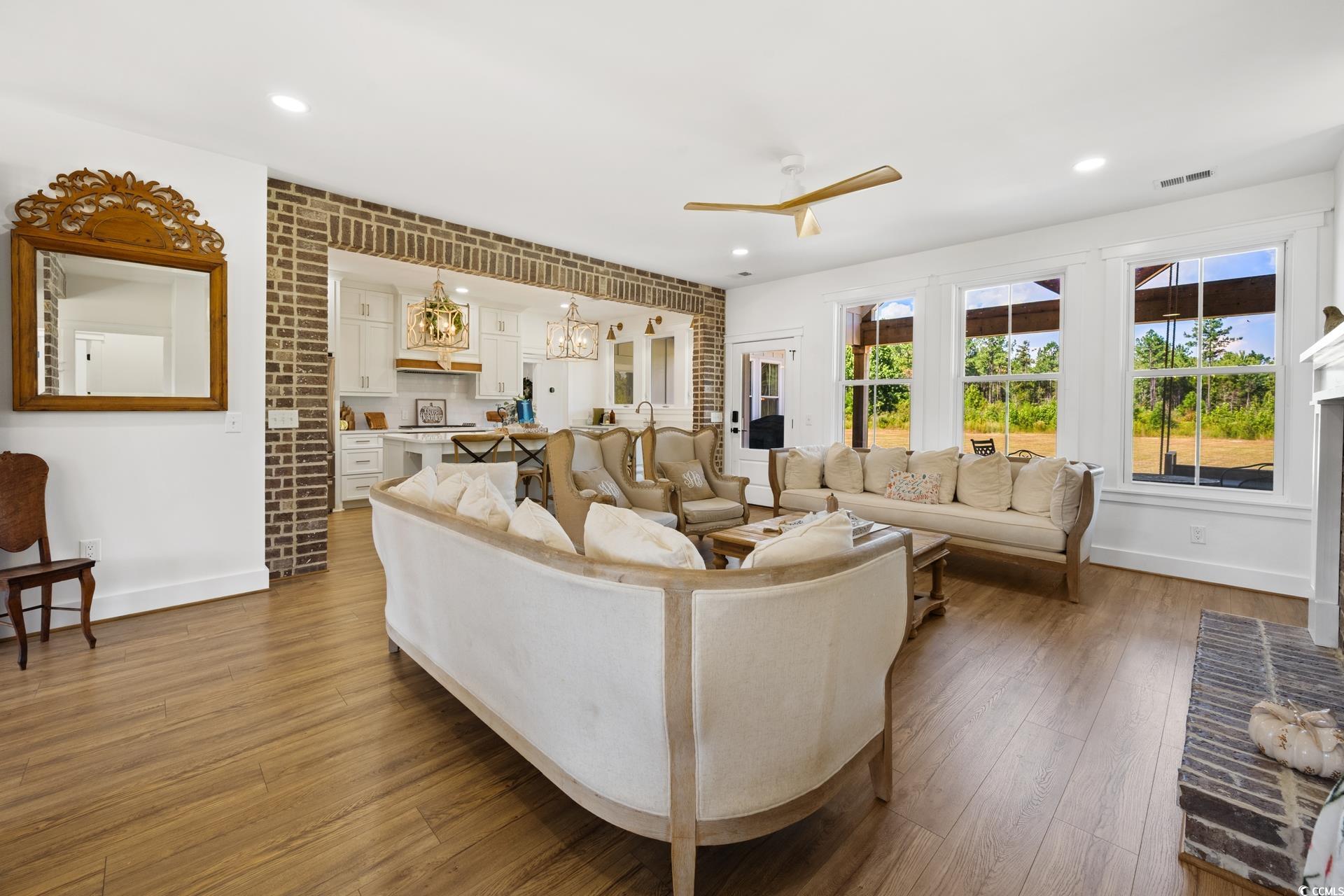 427 Gandy Dr.