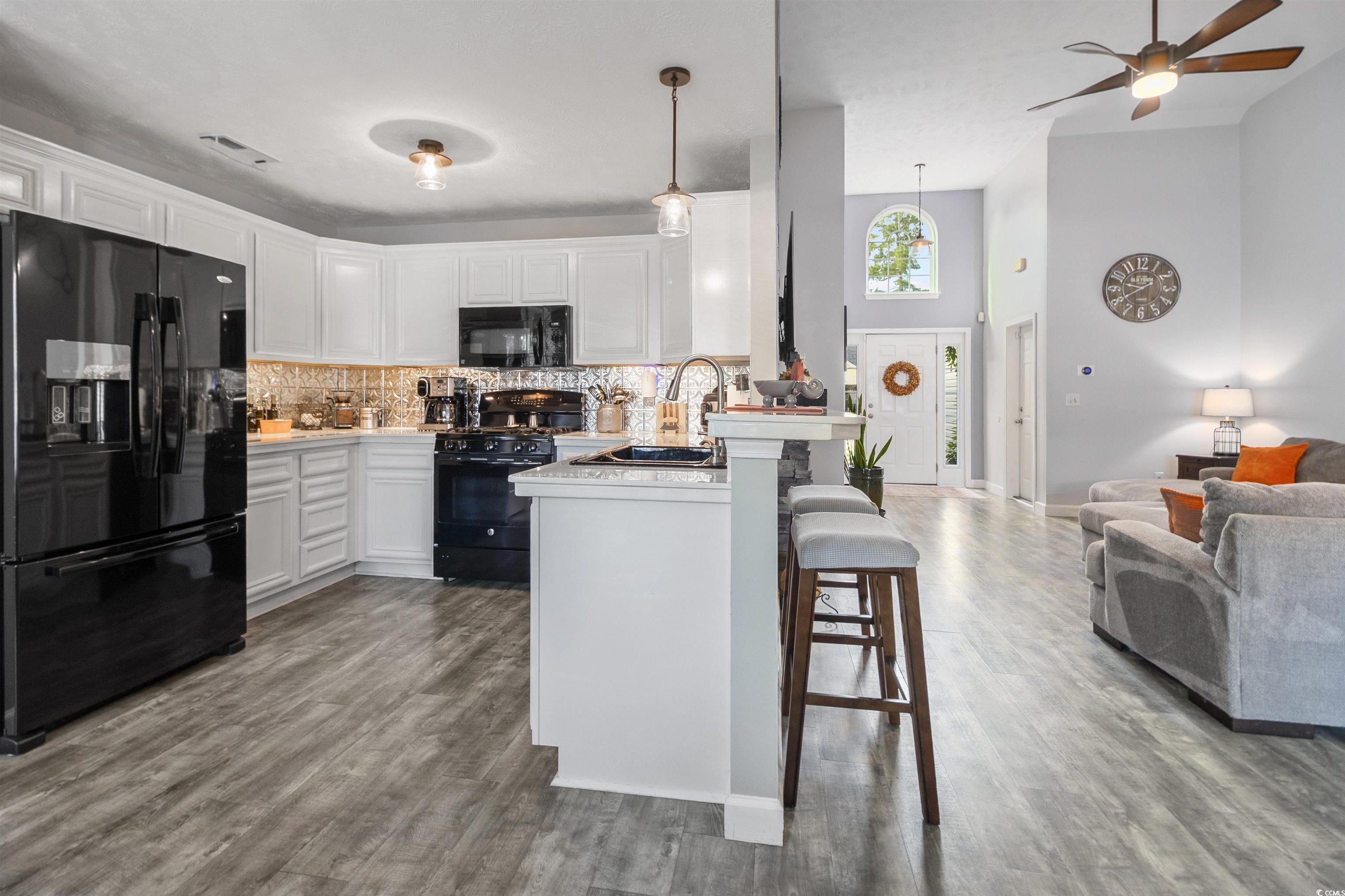 432 Carolina Woods Dr.
