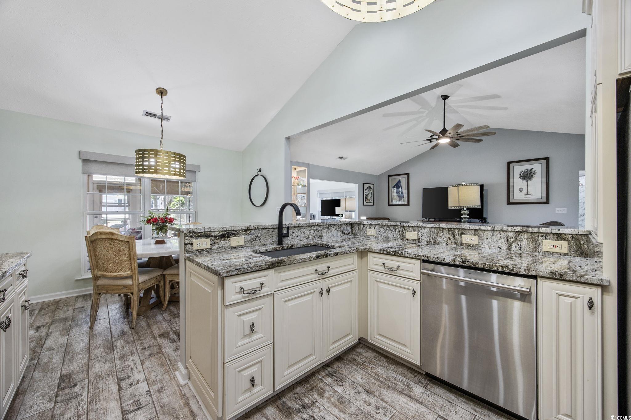 1445 Windwood Crossing