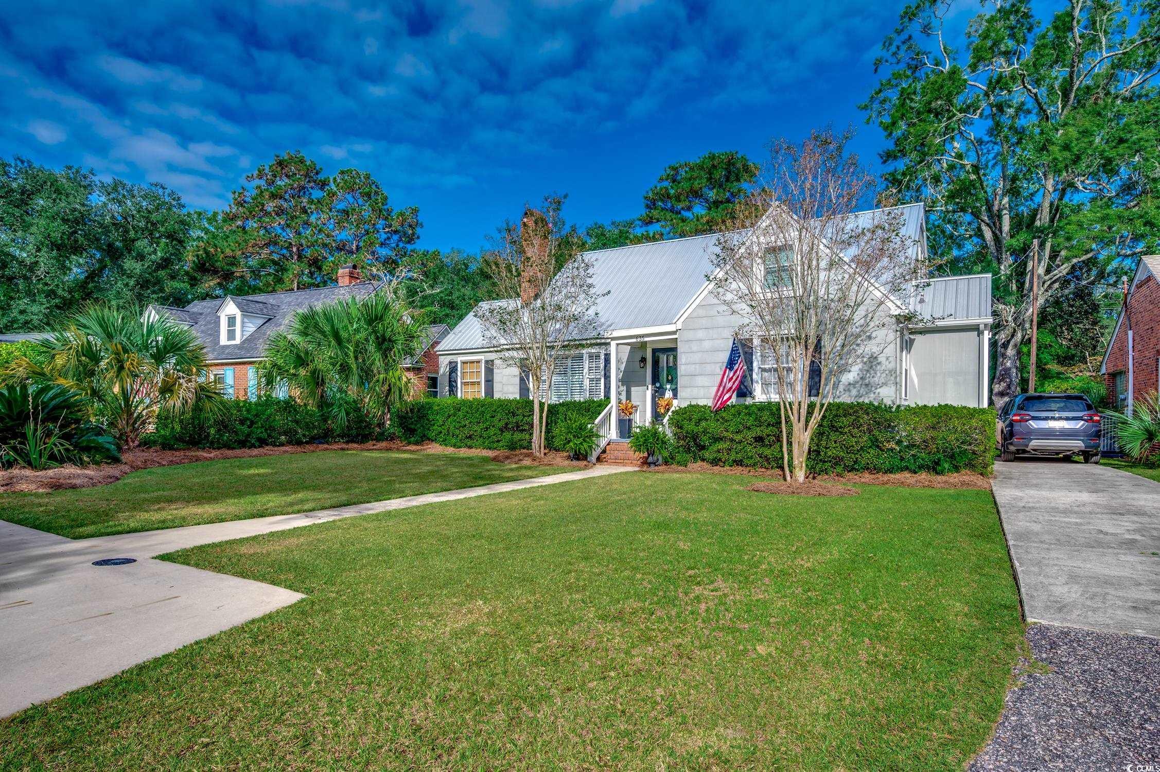 635 Magnolia Dr.