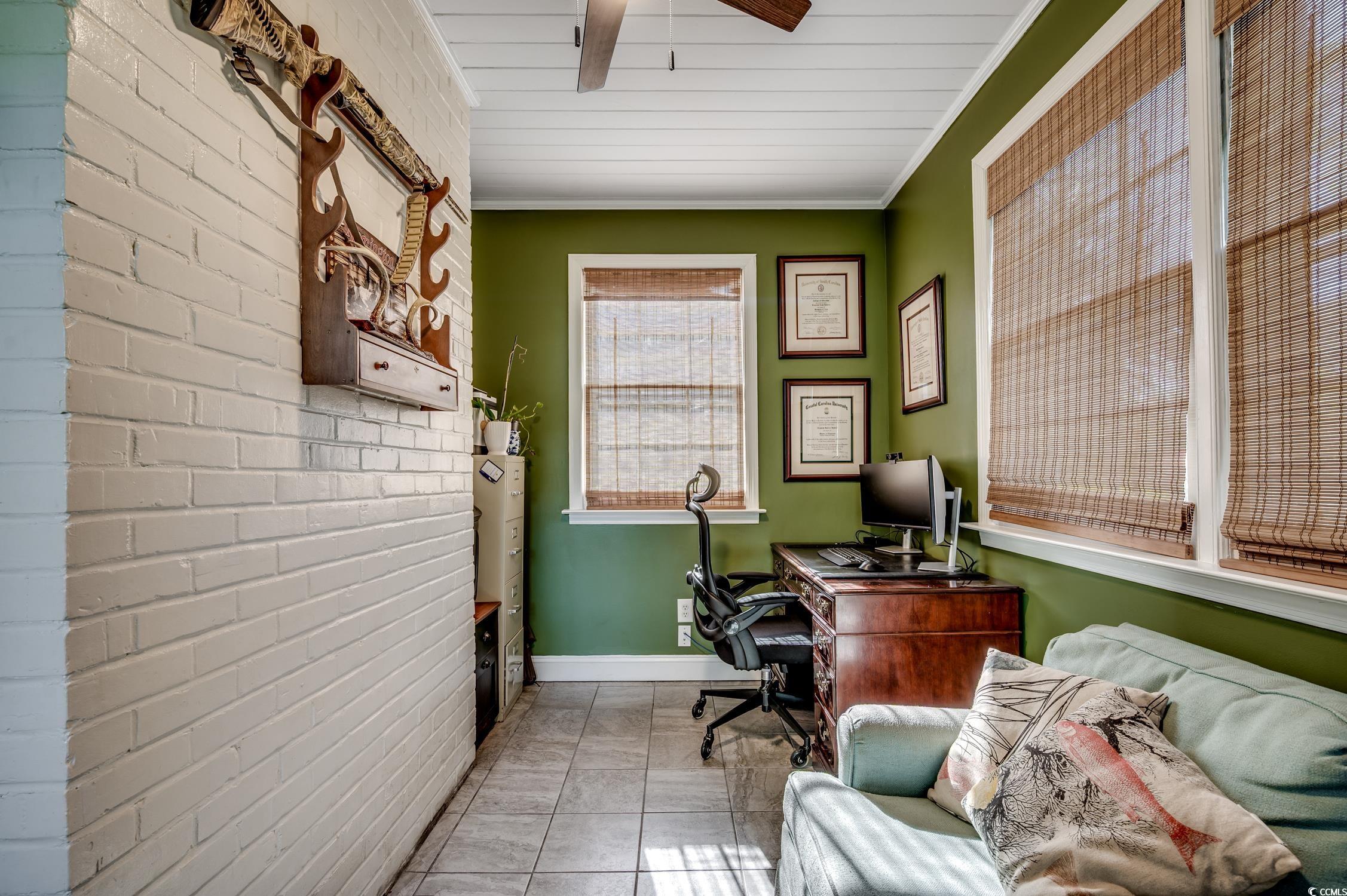 635 Magnolia Dr.
