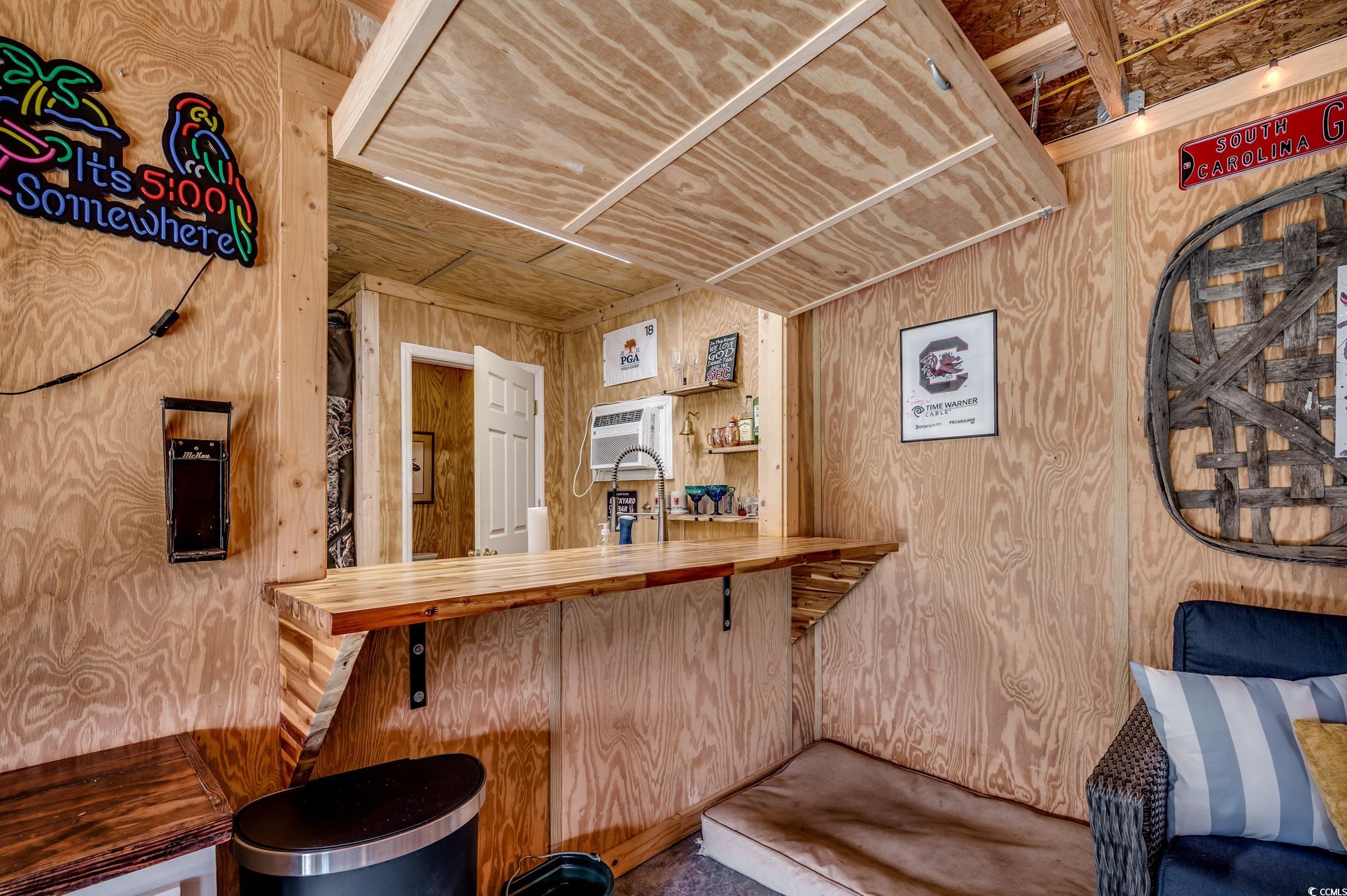 635 Magnolia Dr.