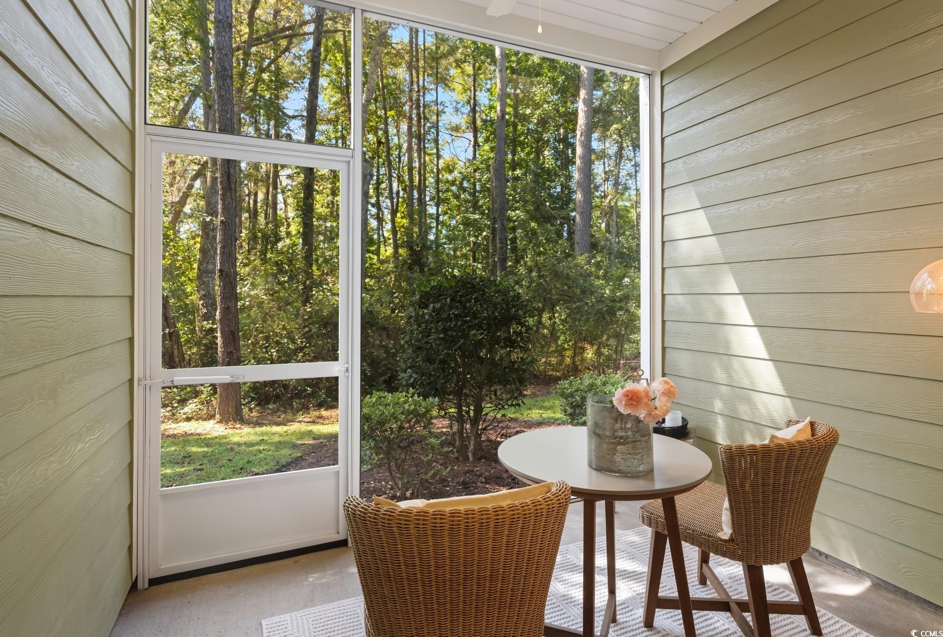 48 Mingo Dr. Unit: 1E