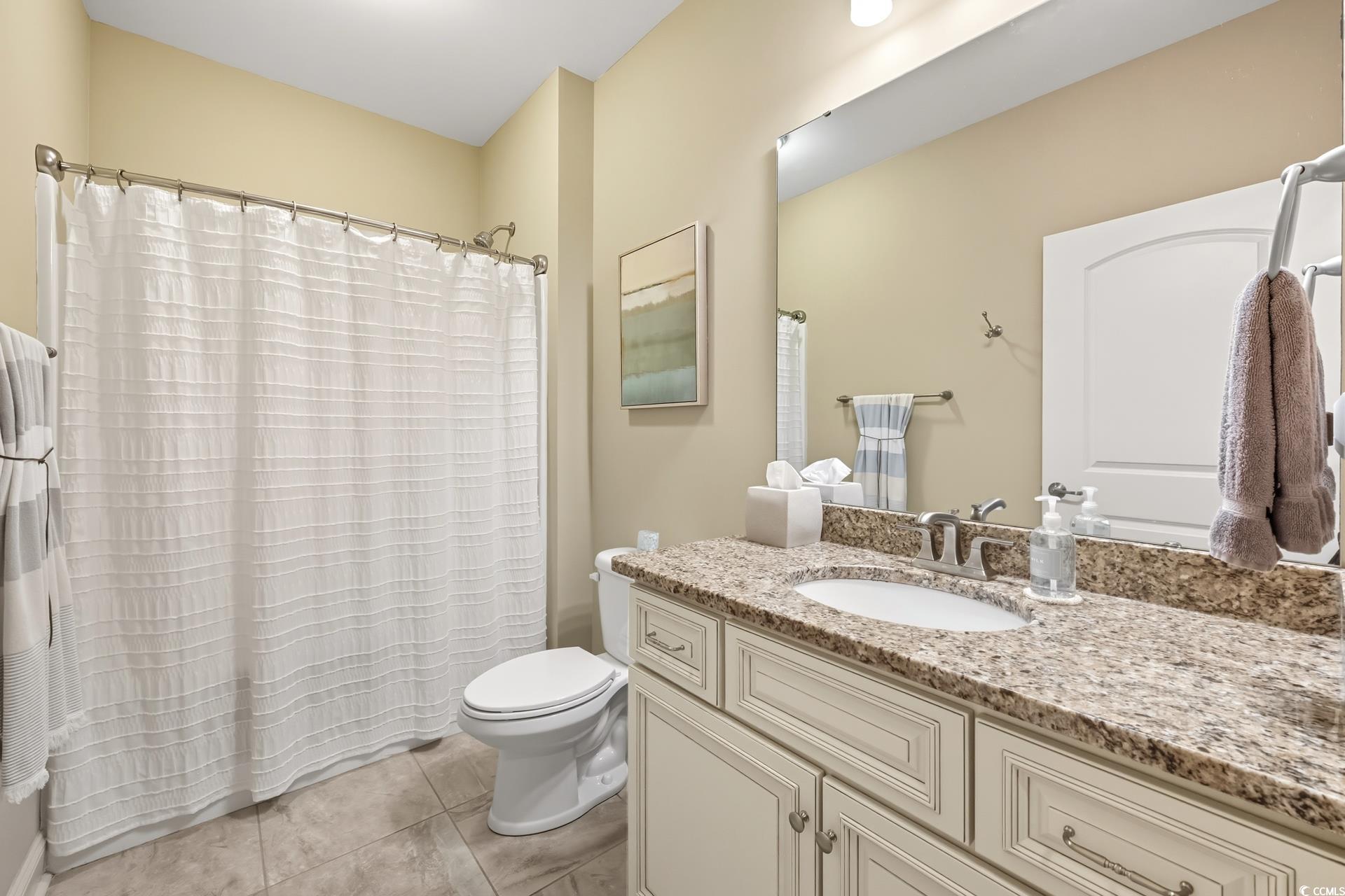 48 Mingo Dr. Unit: 1E