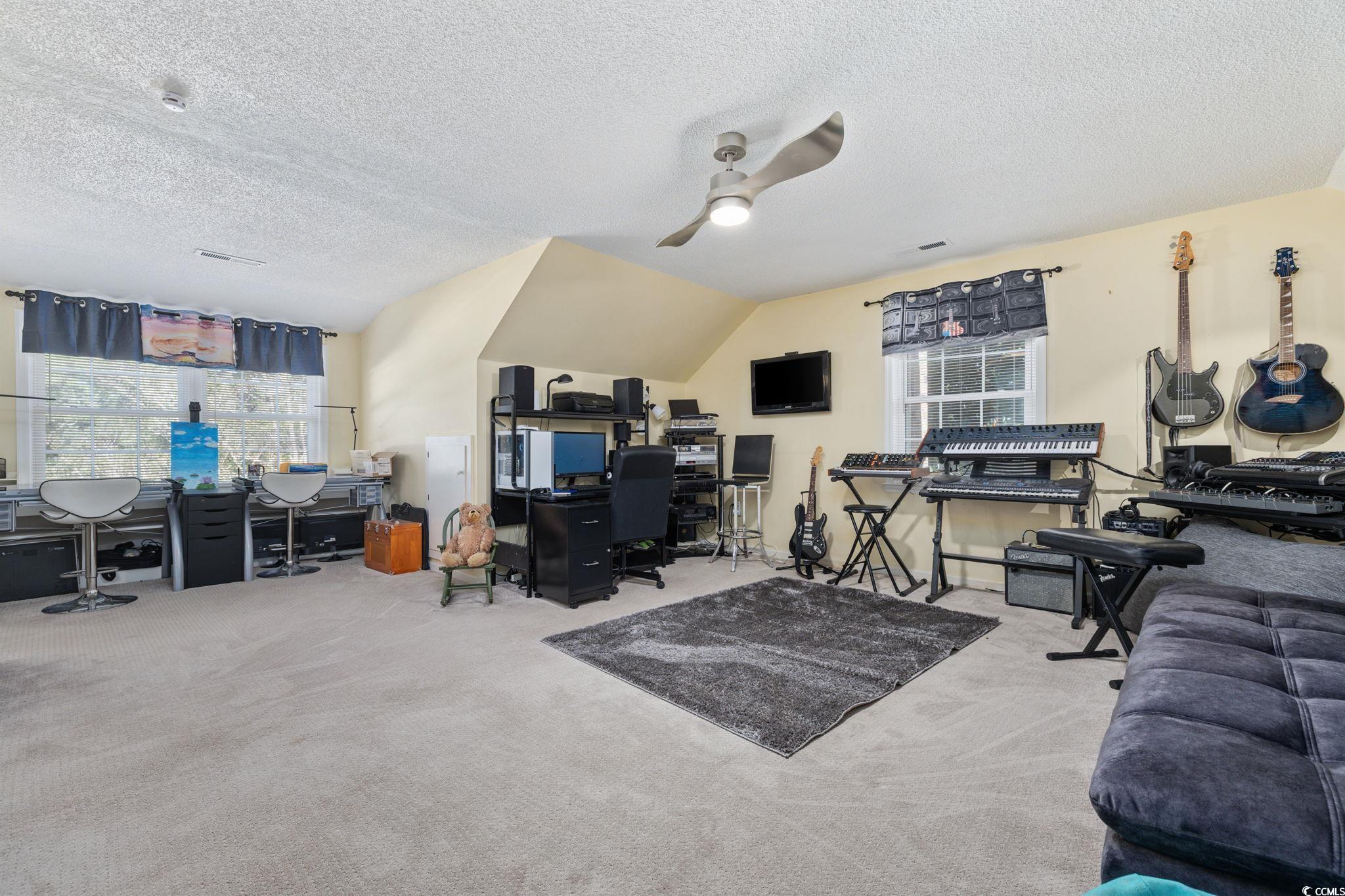 130 Parkview Dr.