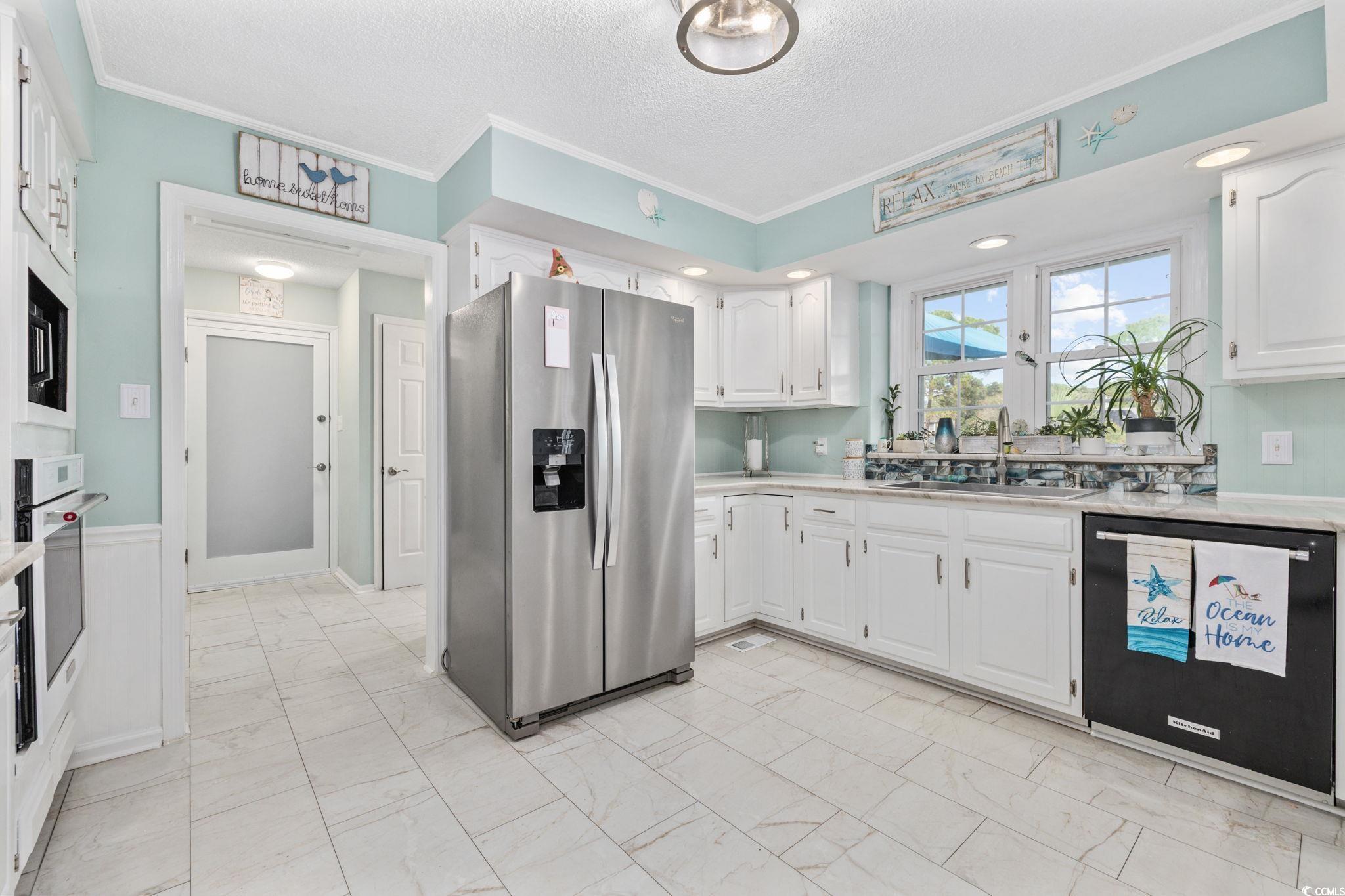 130 Parkview Dr.