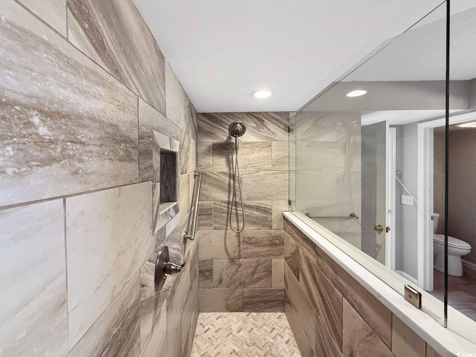 135 South Dunes Dr. Unit: 509