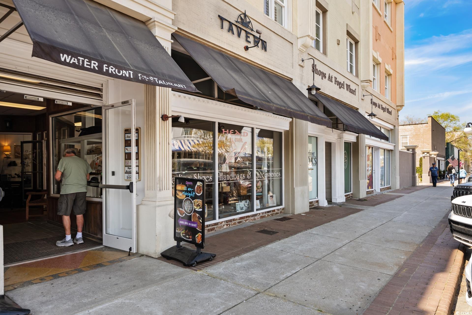 815 Front St. Unit: 2-H