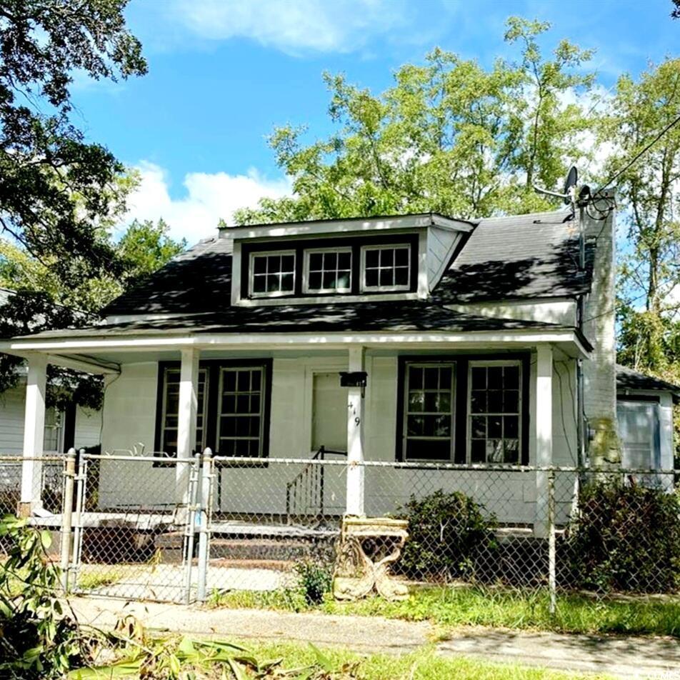 419 Cannon St.