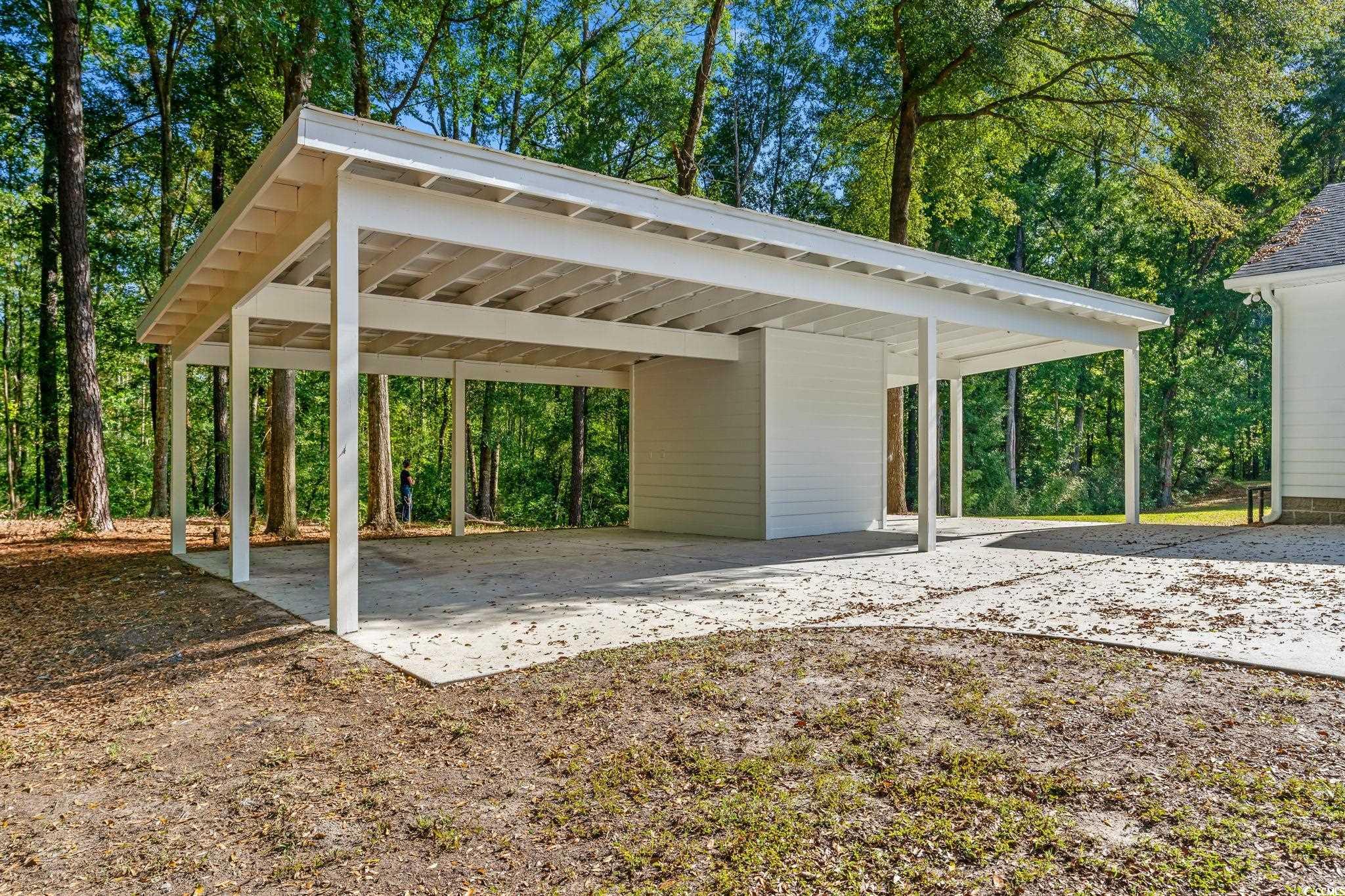3293 Center Rd.
