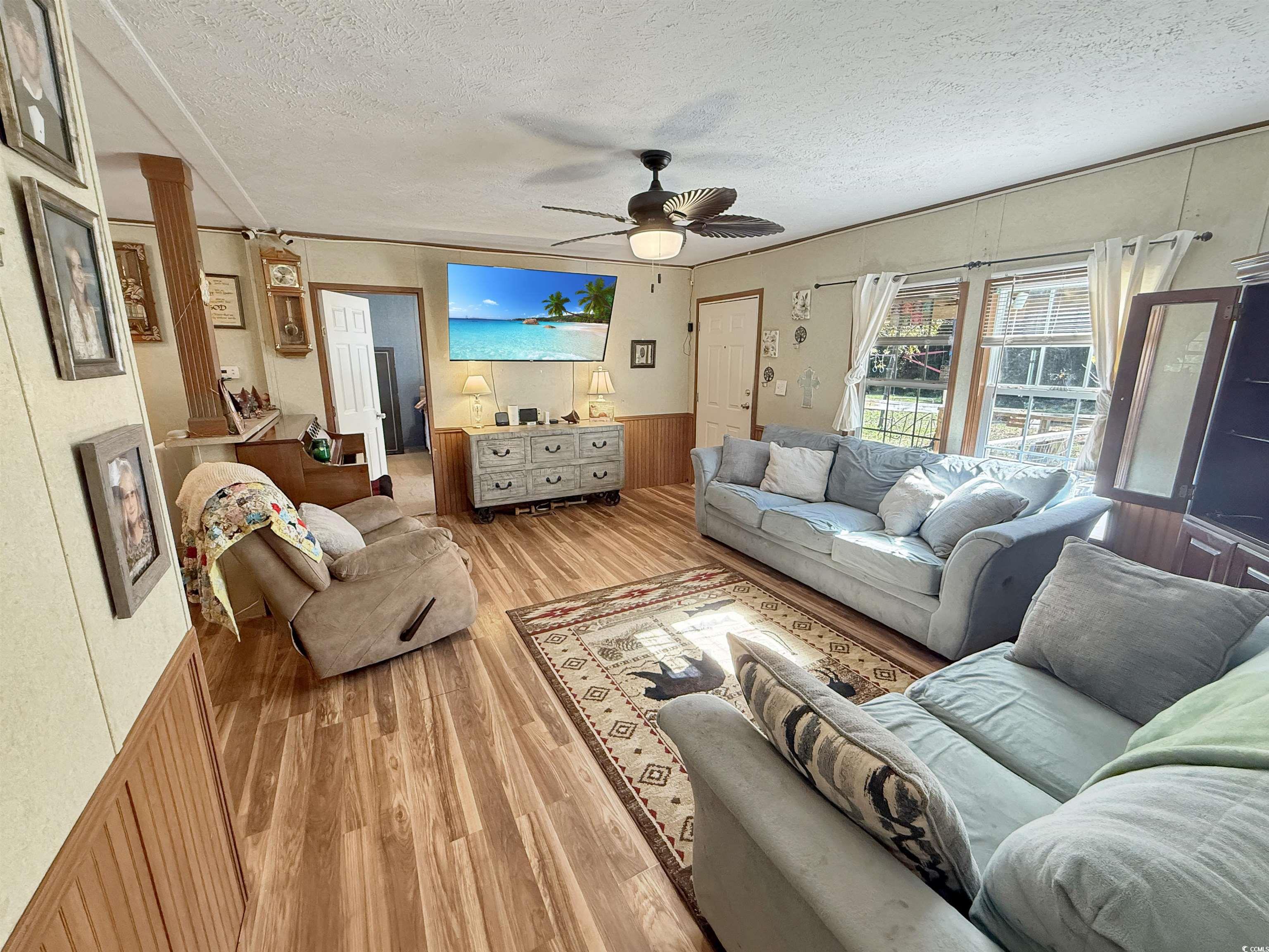 3264 Ten Acre Rd.