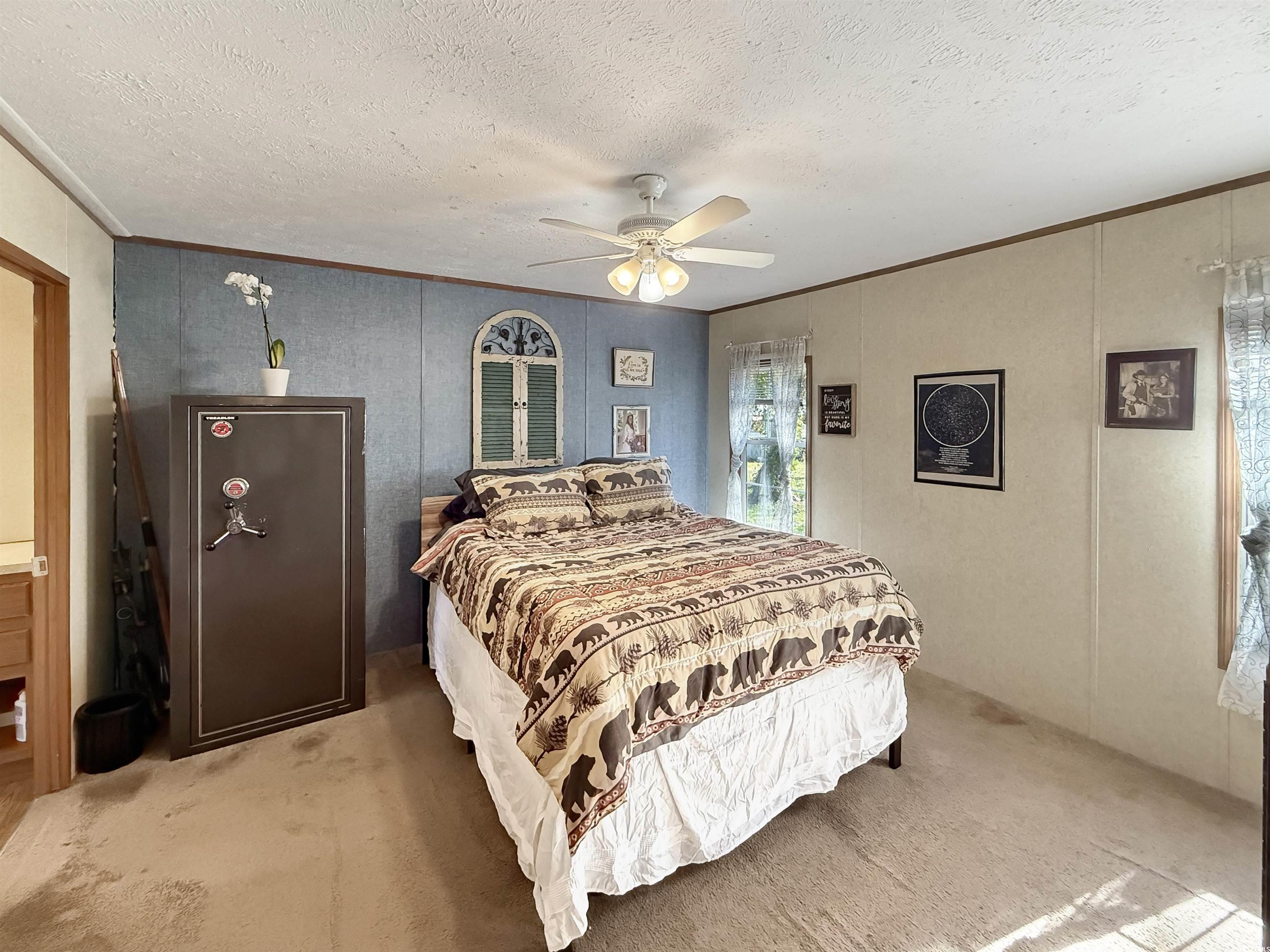 3264 Ten Acre Rd.