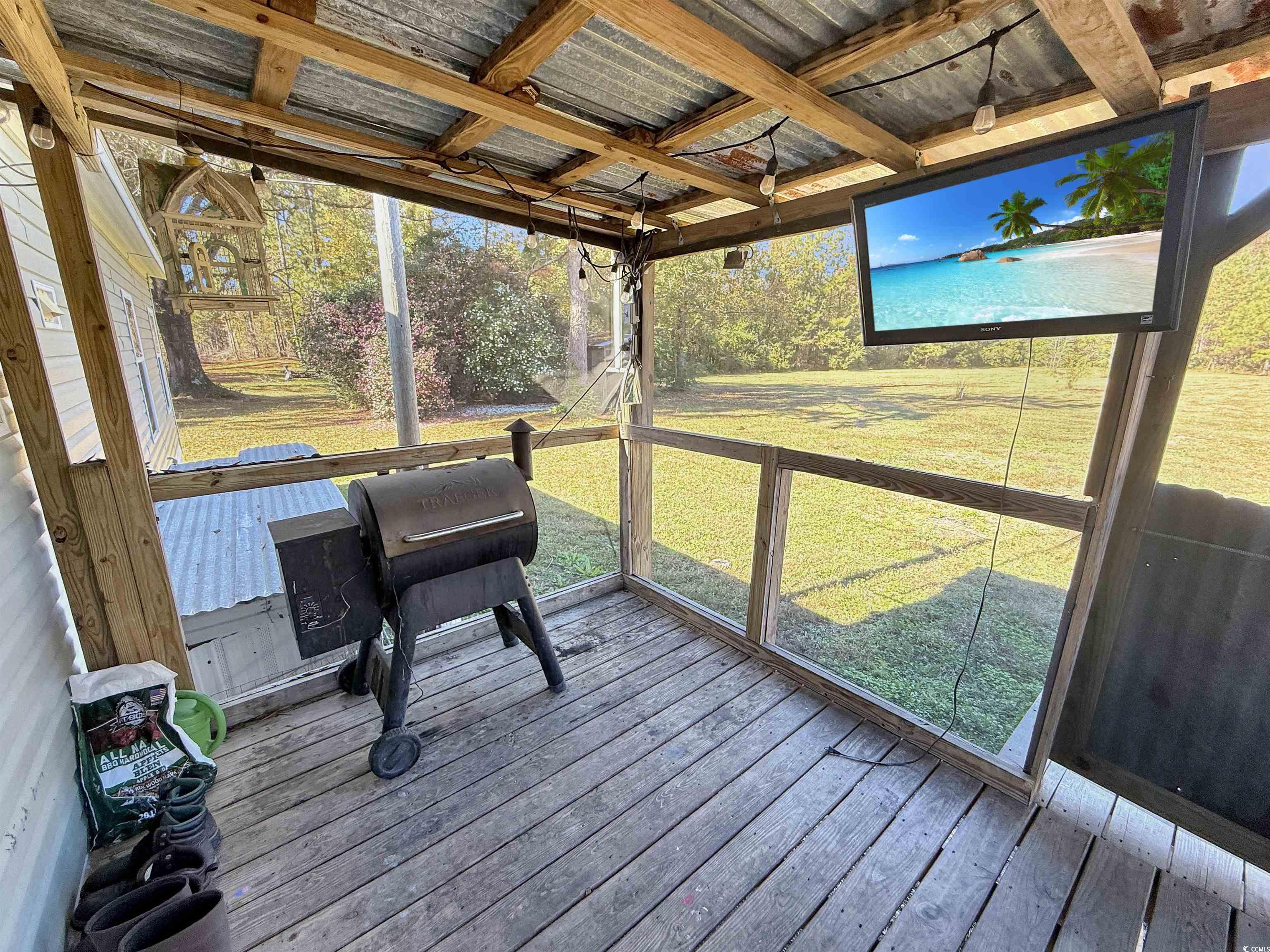 3264 Ten Acre Rd.
