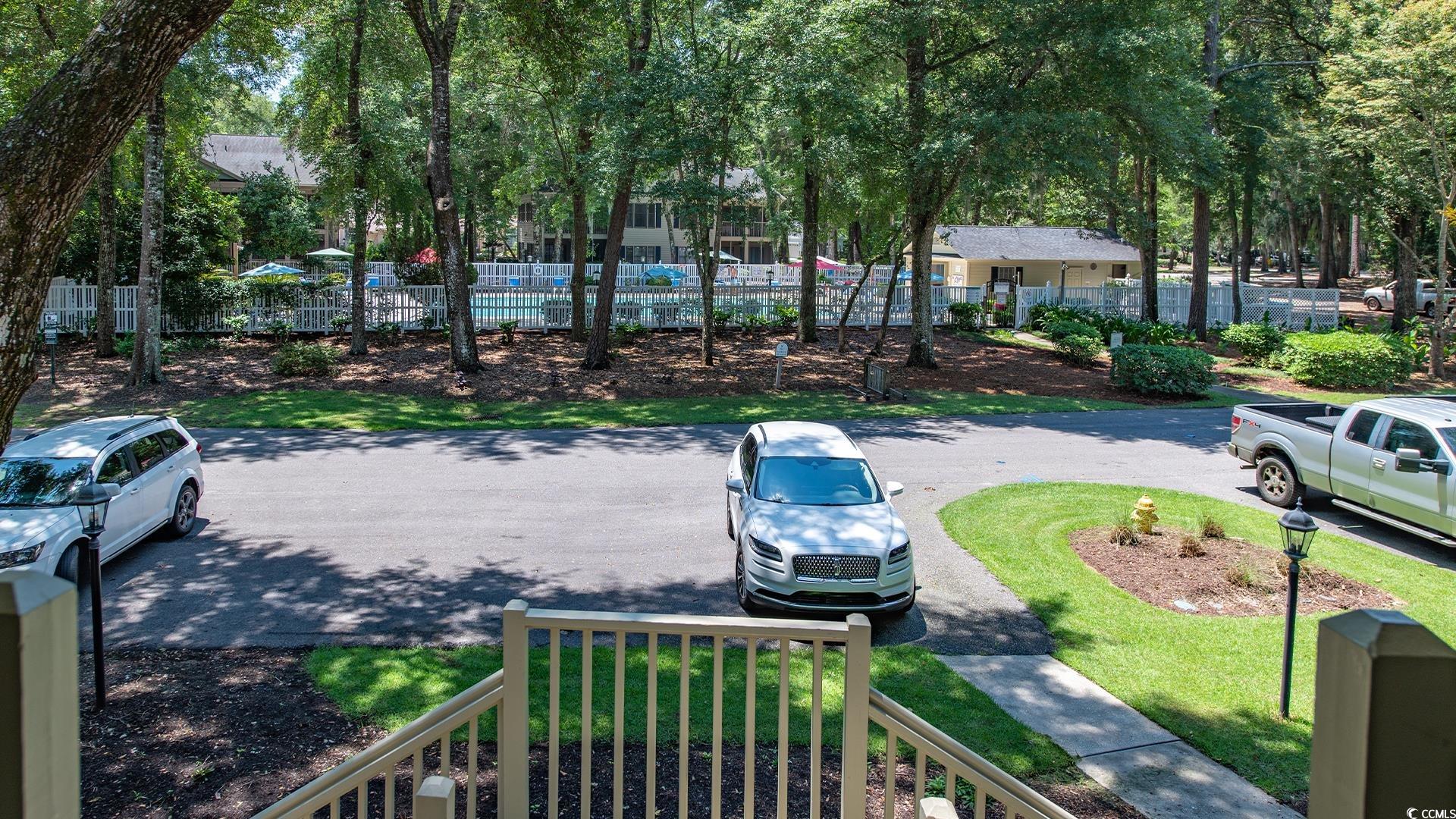 76 Stillwood Dr. Unit: 4