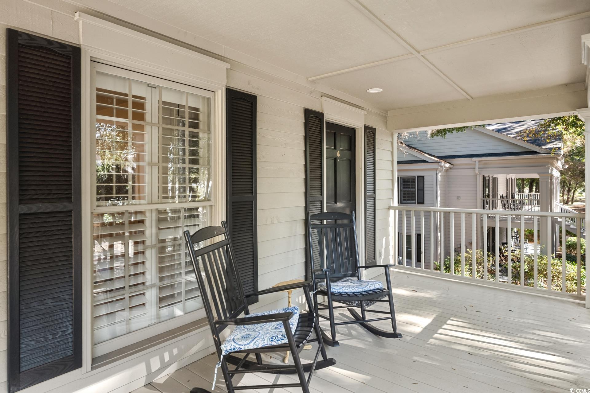 76 Stillwood Dr. Unit: 4