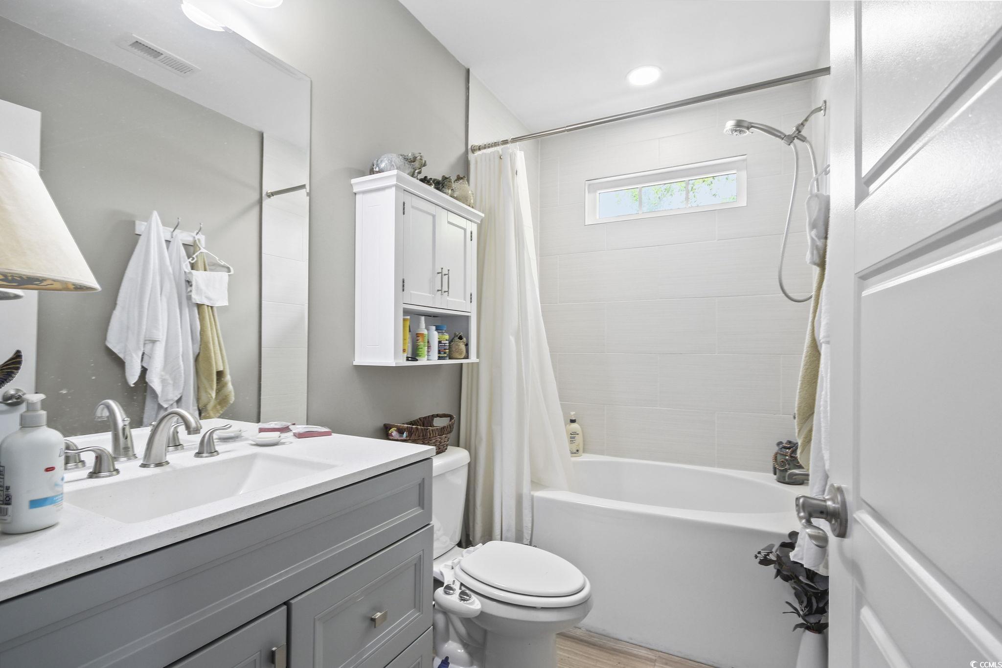 610 Bayview Dr.