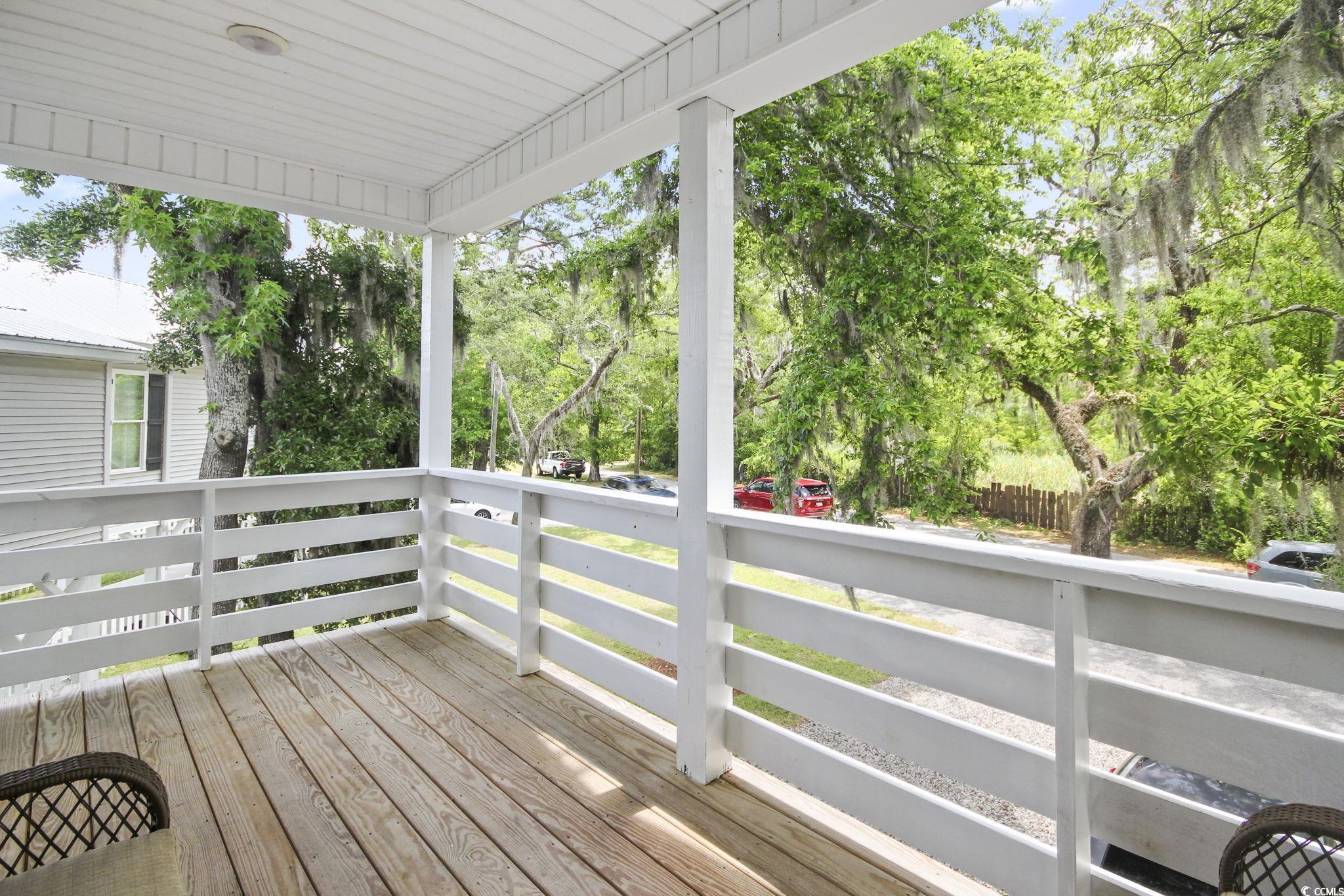 610 Bayview Dr.