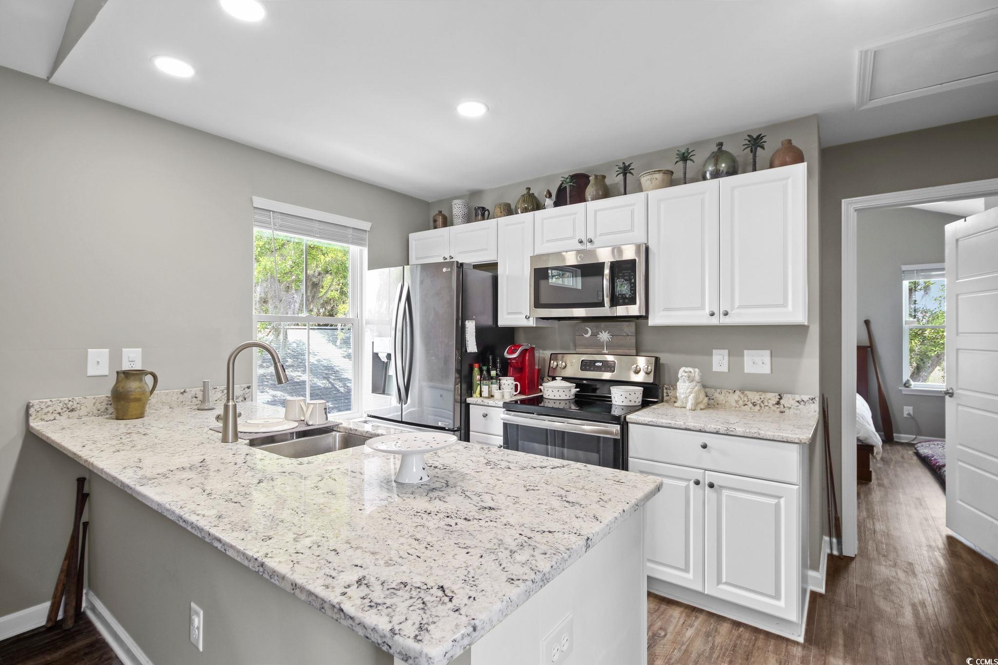 610 Bayview Dr.