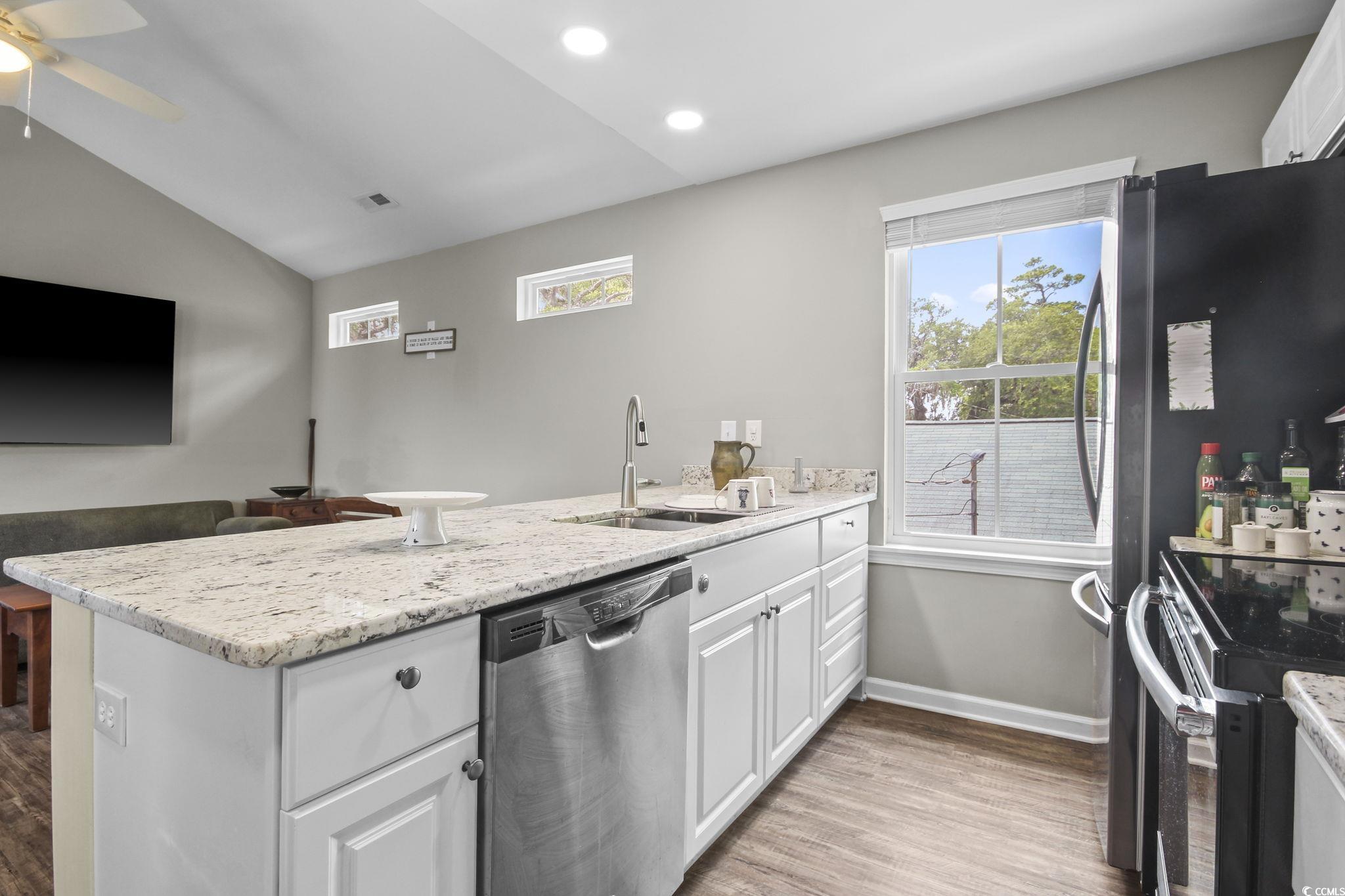 610 Bayview Dr.